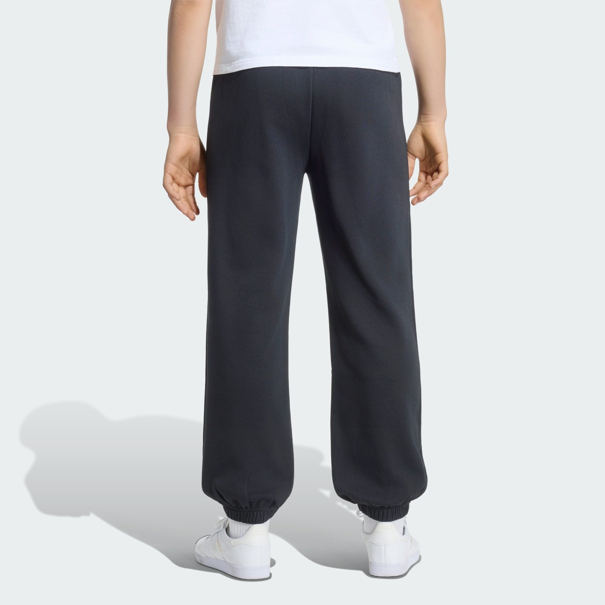 adidas Originals Trainingshose OVERSIZE-JOGGINGHOSE, FLEECE (1-tlg) – Bild 2 von 5