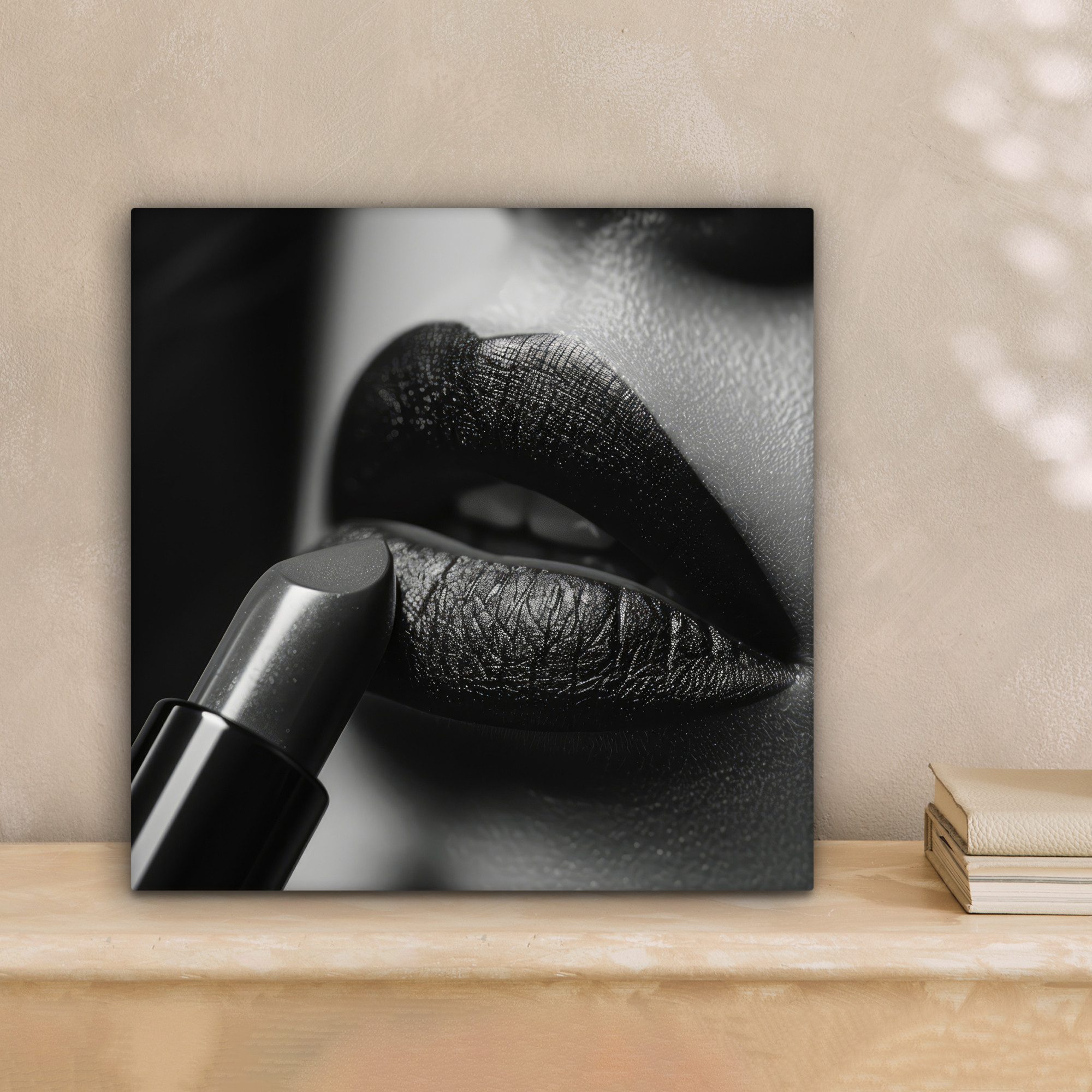 OneMillionCanvasses® Leinwandbild Frau - Lippenstift - Schwarz und weiß - Make-up, Fotodruck (1 St), Wandbild, Deko Schlafzimmer Wohnzimmer Flur 20x20 cm