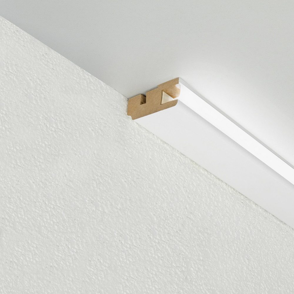 Kosche Deckenleiste LED-Deckenleiste MDF weiß 22 x 45 x 2500 mm, MDF günstig online kaufen