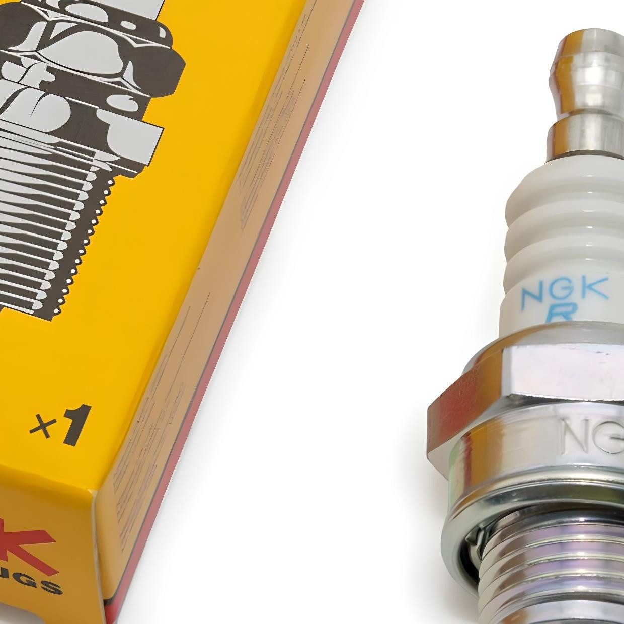 NGK Zündkerze BPMR7A entstört 0,75 mm Wärmewert 7 für Motorsensen, Kettensägen