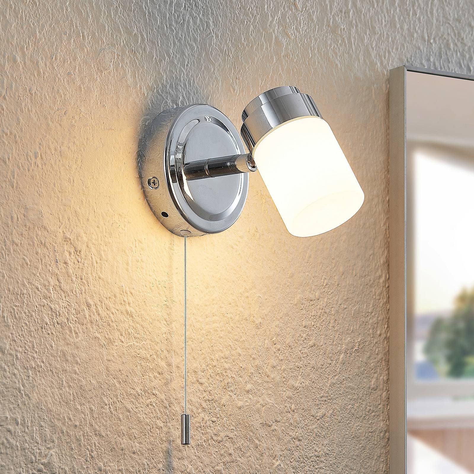 Lindby Wandleuchte Alimari, Metall, Chrom IP44, 1 x 8 W LED günstig online kaufen