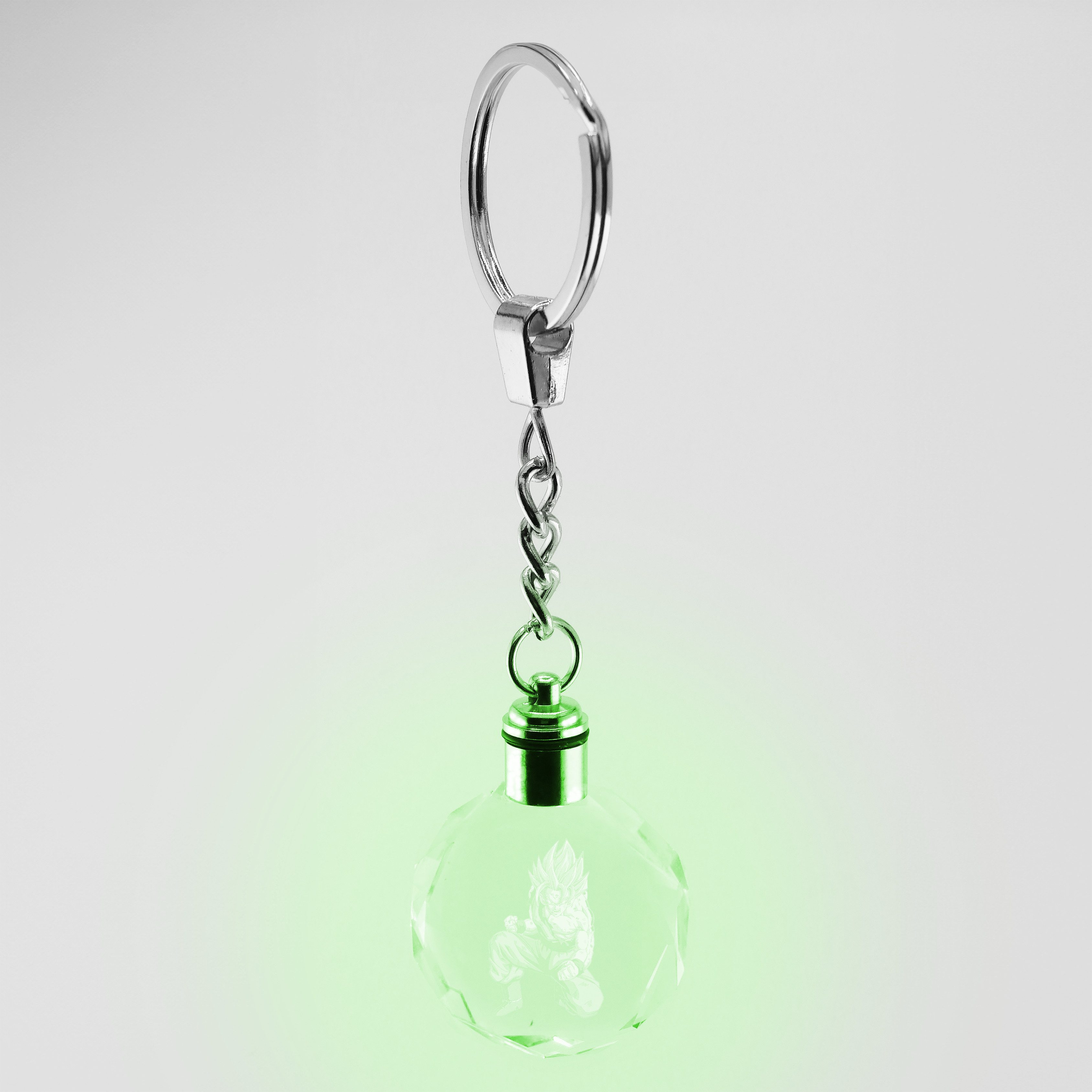 Stelby Schlüsselanhänger mit Gravur Dragonball Schlüsselanhänger Songoku Multicolor LED mit Geschenkbox (Perfekt für Geburtstage und Weihnachten, Robustes Glasmaterial, leuchtet in 5 Farben), Farbwechsel, langlebig, modernes Design