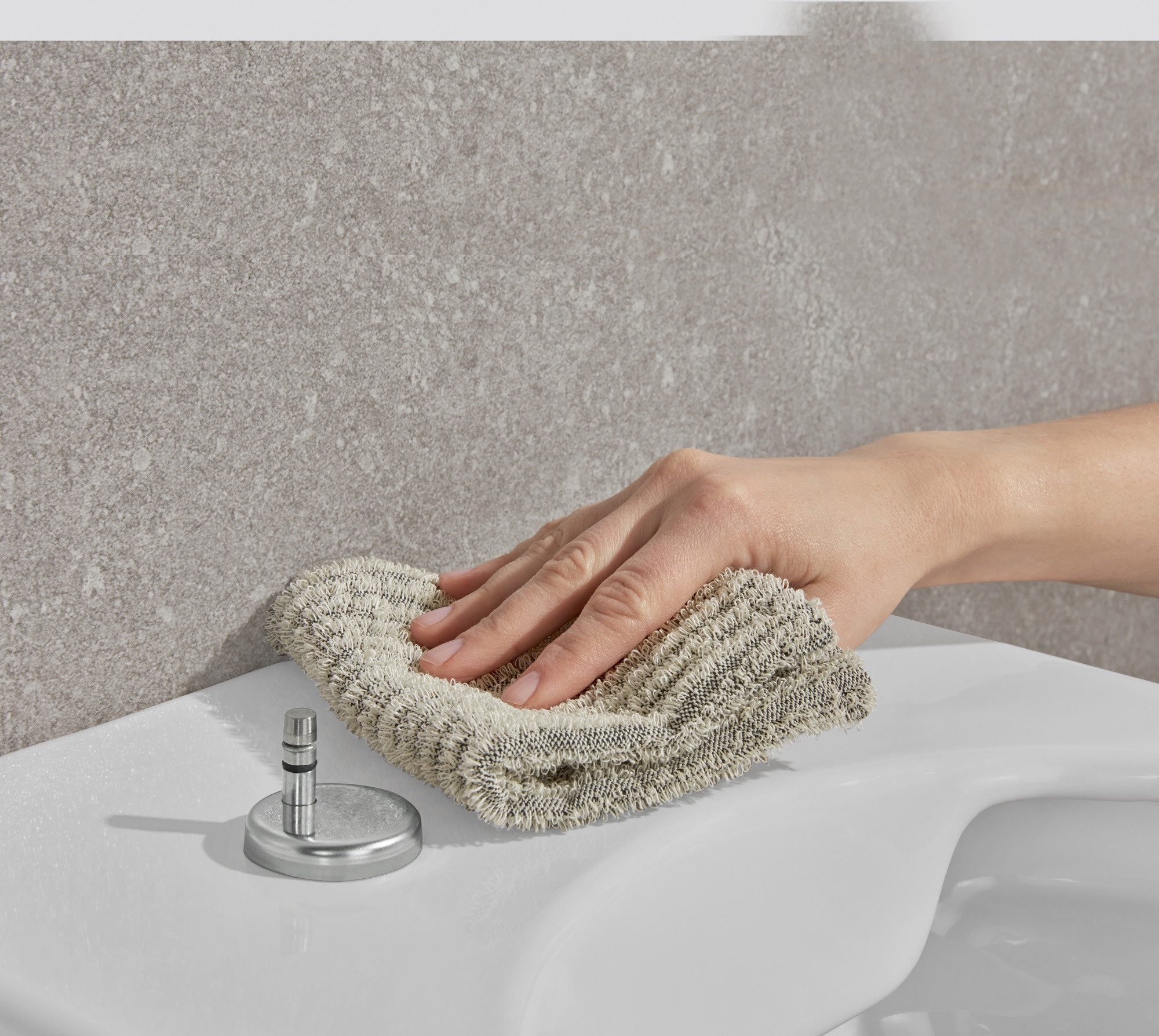 Villeroy & Boch WC-Sitz Finion, Toilettendeckel mit Absenkautomatik, aus Duroplast, eckig, Weiß Alpin