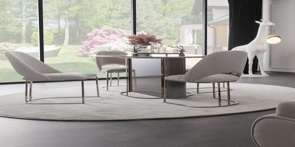 Xlmoebel Essgruppe Elegante Hochglanz Esszimmergruppe mit Tisch und Stühlen, (5tlg. Esszimmer Set(Esstisch + 4x Stühle), Hergestellt in Europa