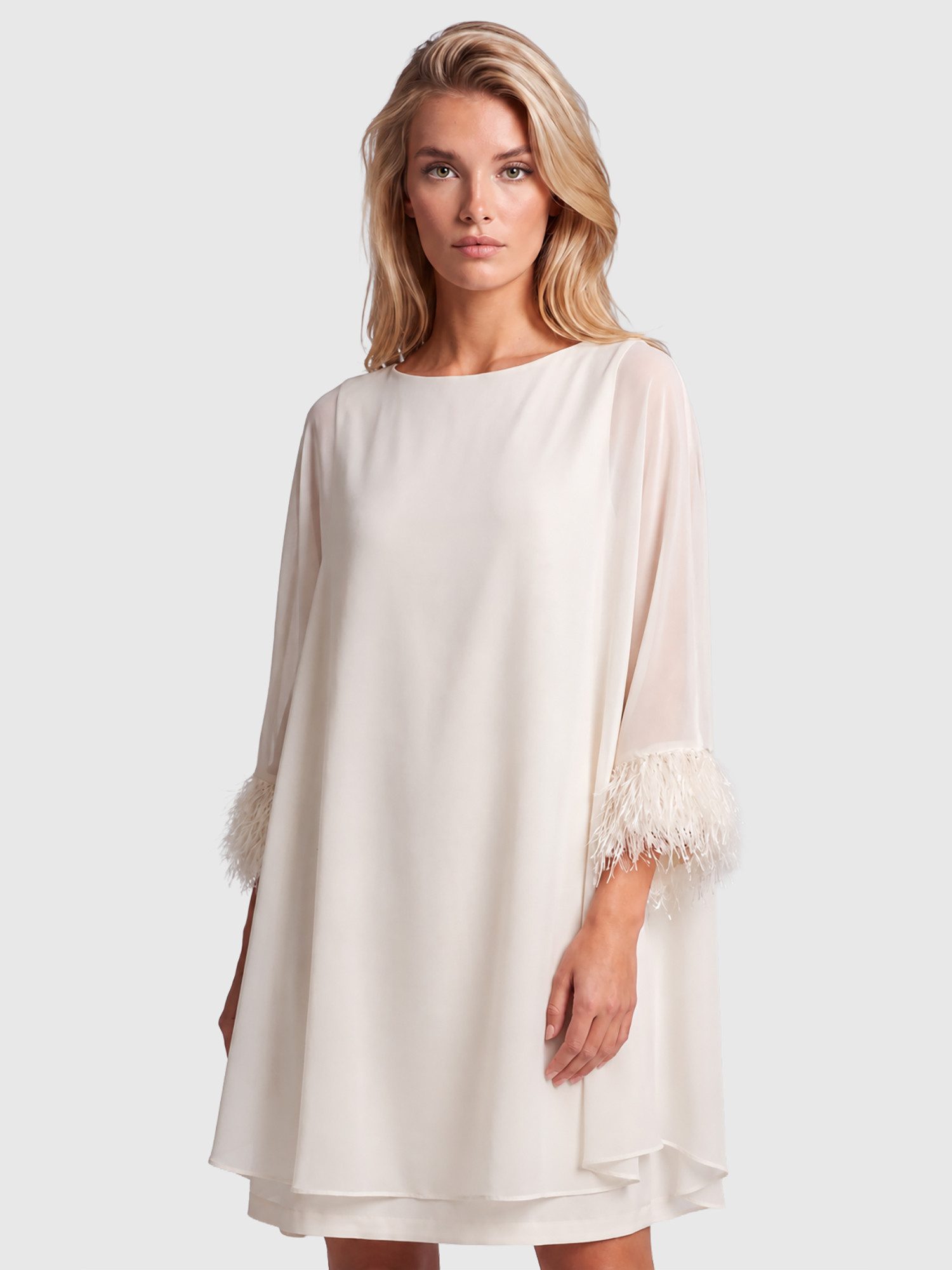 Apart Jerseykleid mit asymmetrischem Chiffon-Cape und Fransen