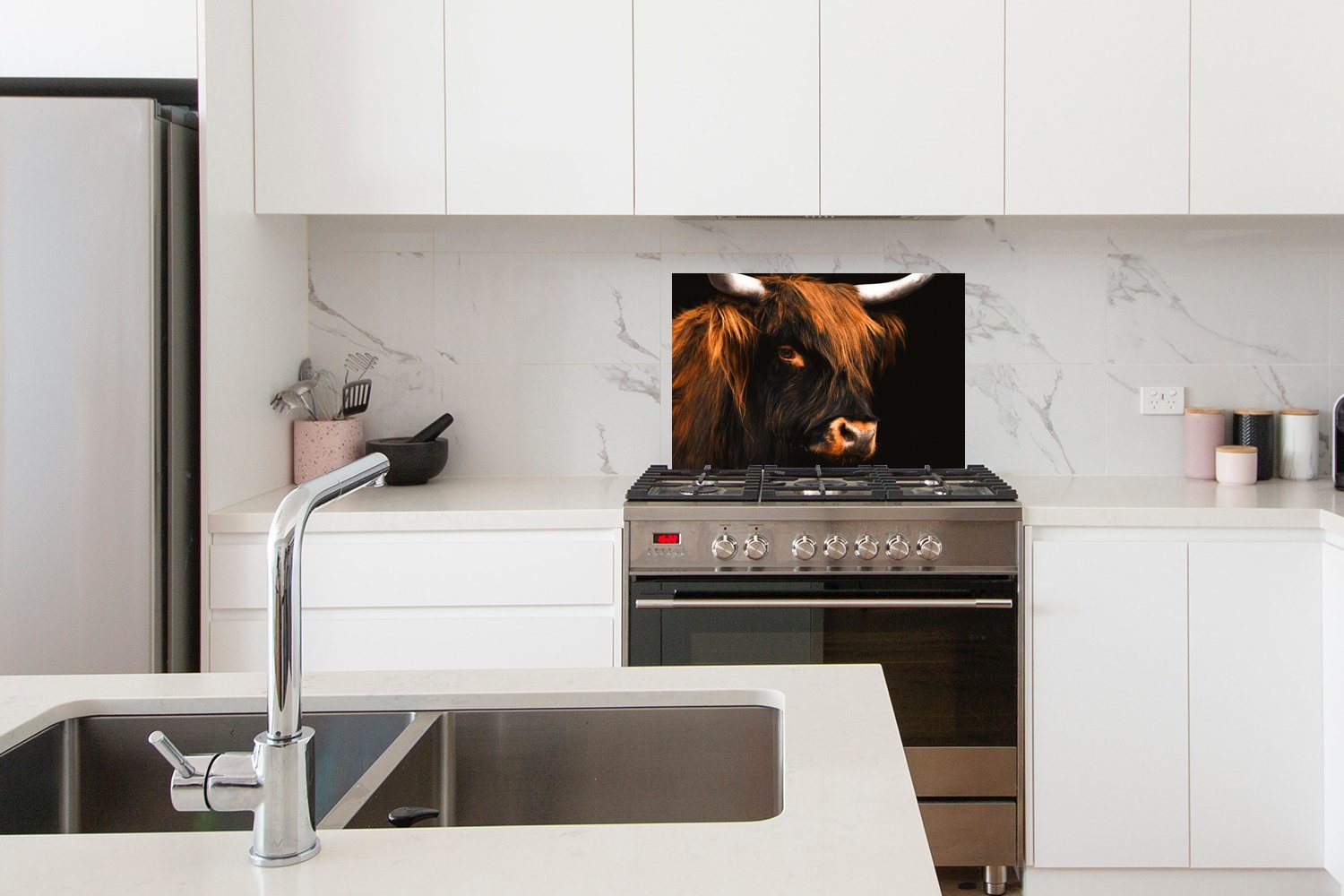 - Horn Schwarz Kuh küchen Schottischer cm, Tiere, MuchoWow 60x40 Wandschutz, Herdblende Highlander - Temperaturbeständig - aus Küchenrückwand (1-tlg), -
