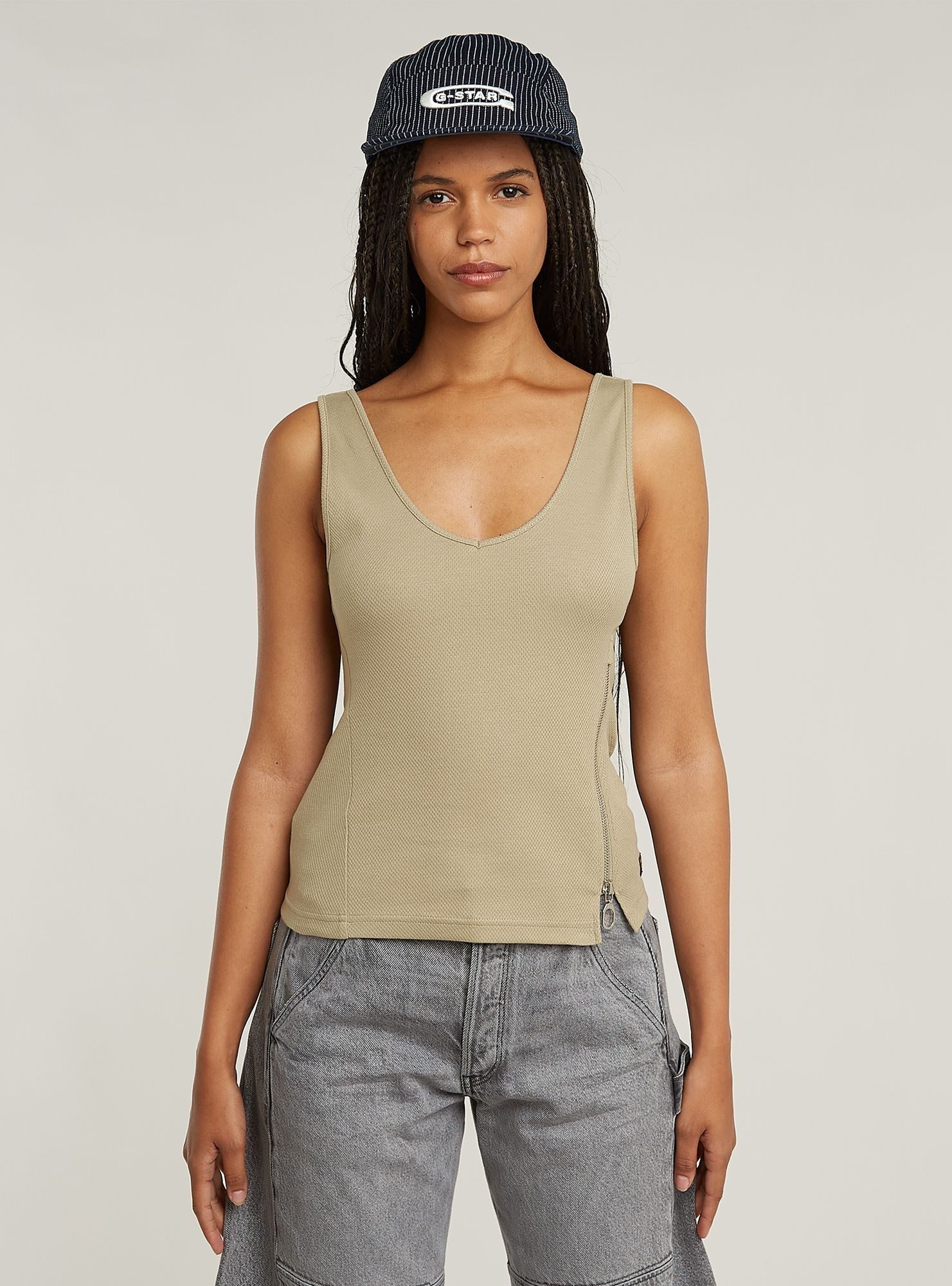 T-Shirt Asymmetrical Zip Slim Tanktop