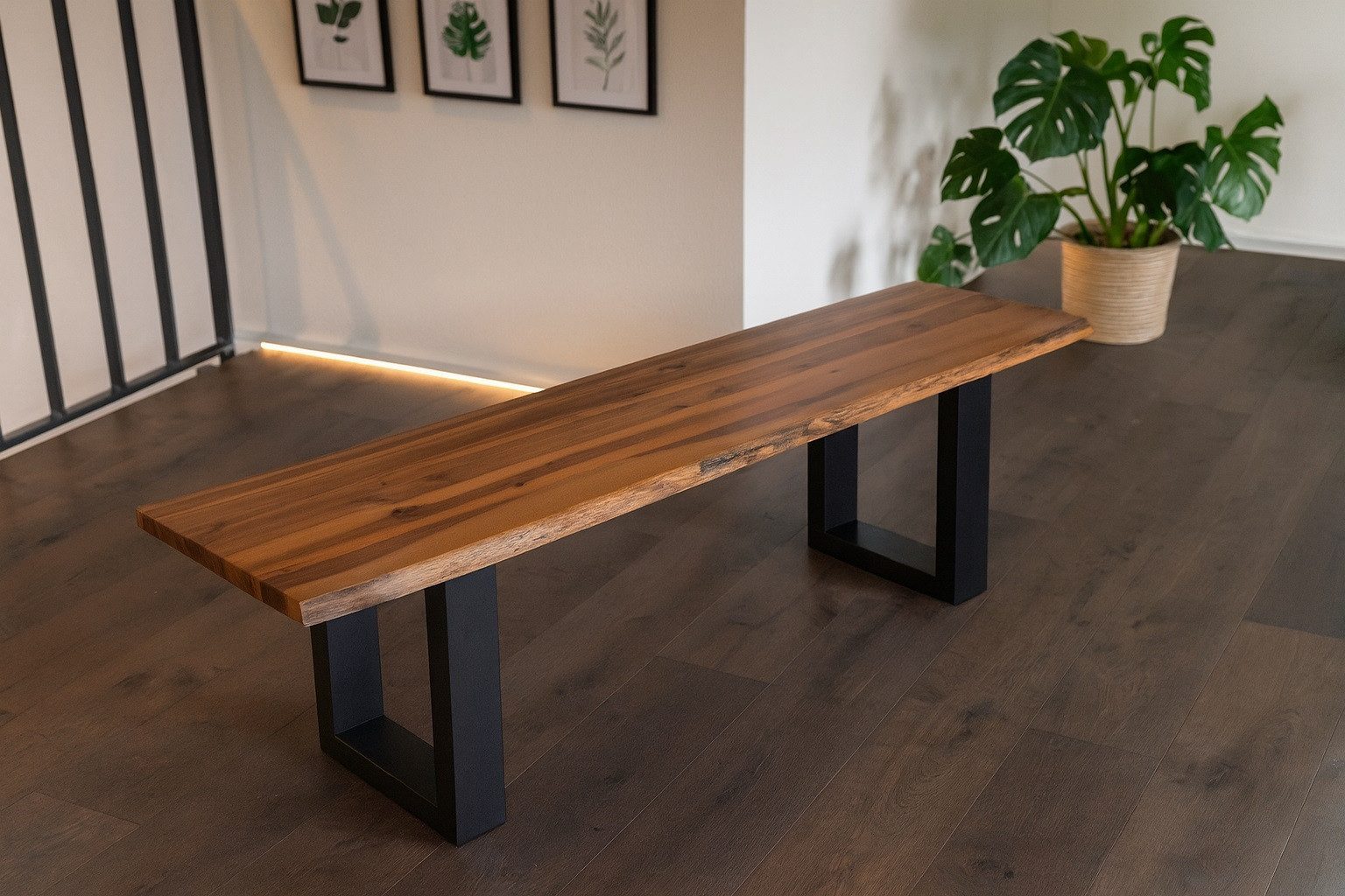 SAM® Essbank Sumatra, Akazienholz massiv, cognacfarben, Metallgestell U-Fom