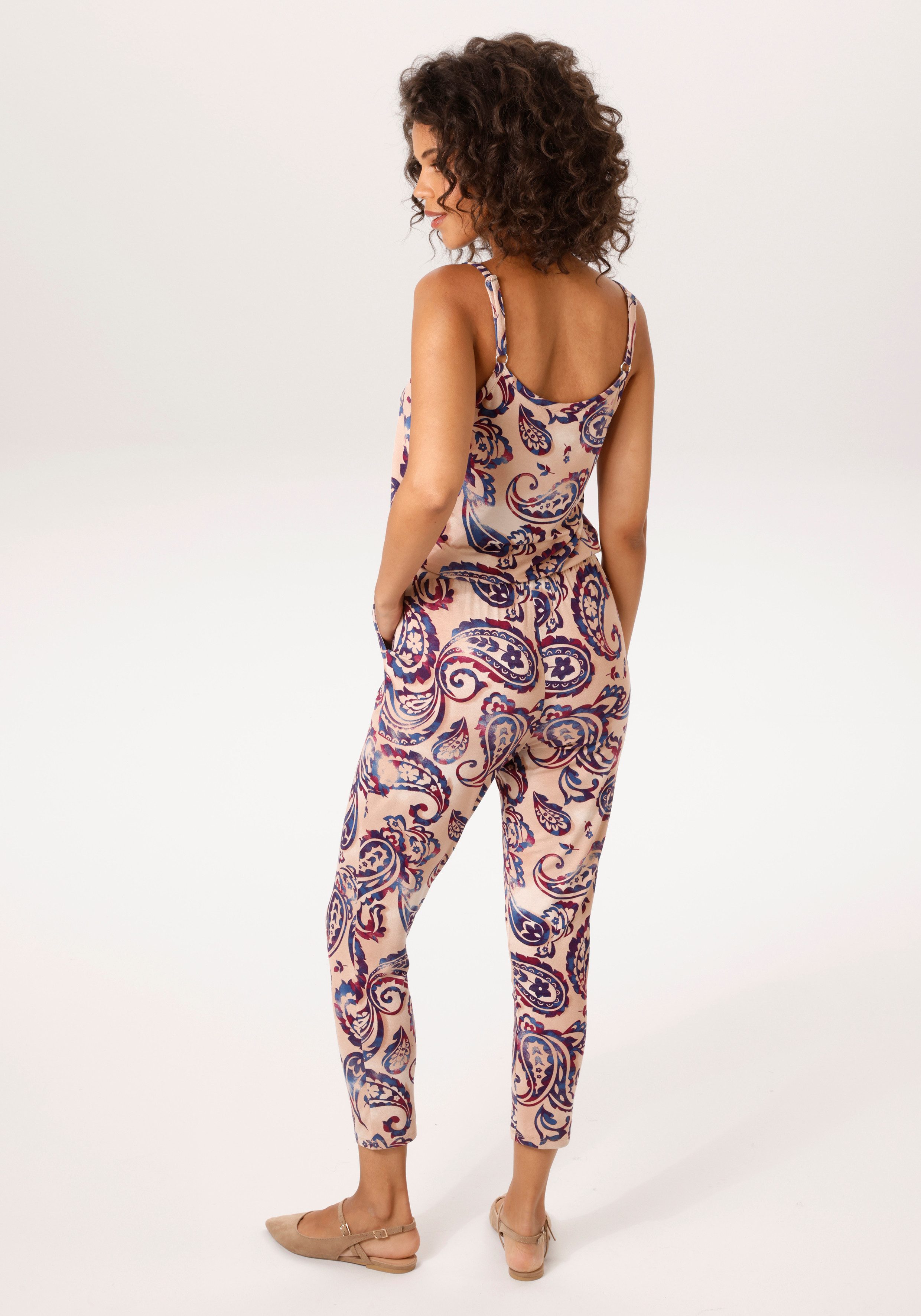 Aniston CASUAL Overall mit großflächigem Paisley-Muster im Batik-Look - NEUE KOLLEKTION