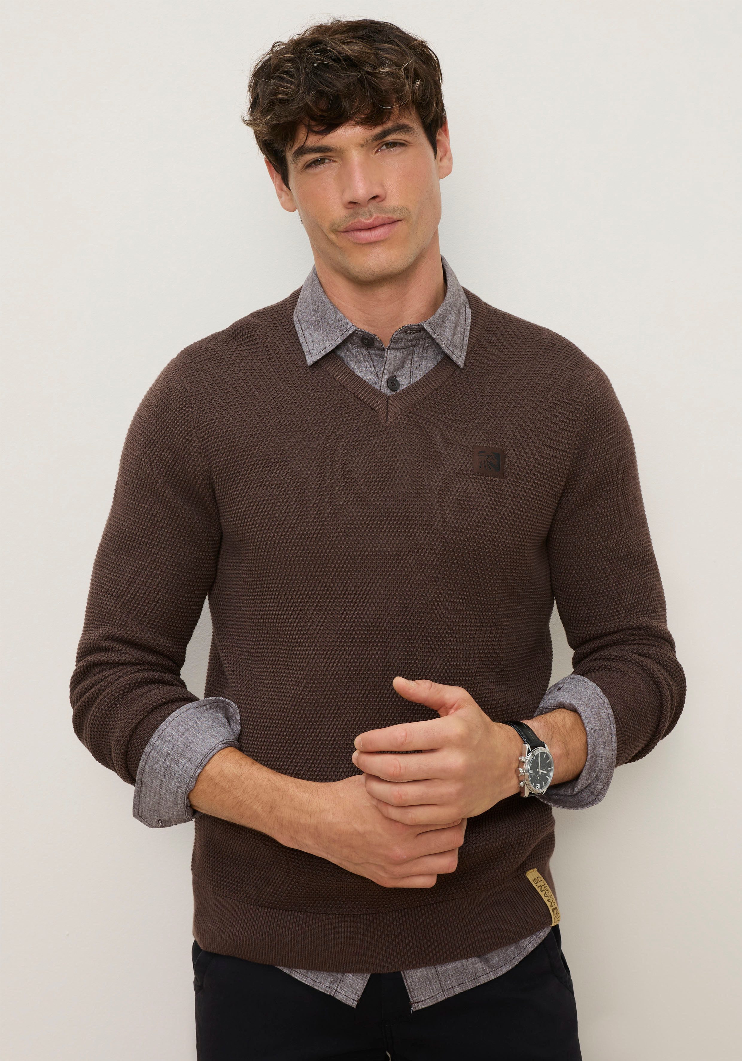 Man's World V-Ausschnitt-Pullover Neue Kollektion! Highlight Strickstruktur Strickmaterial, Rippbündchen am Ausschnitt, Regular Fit Passform