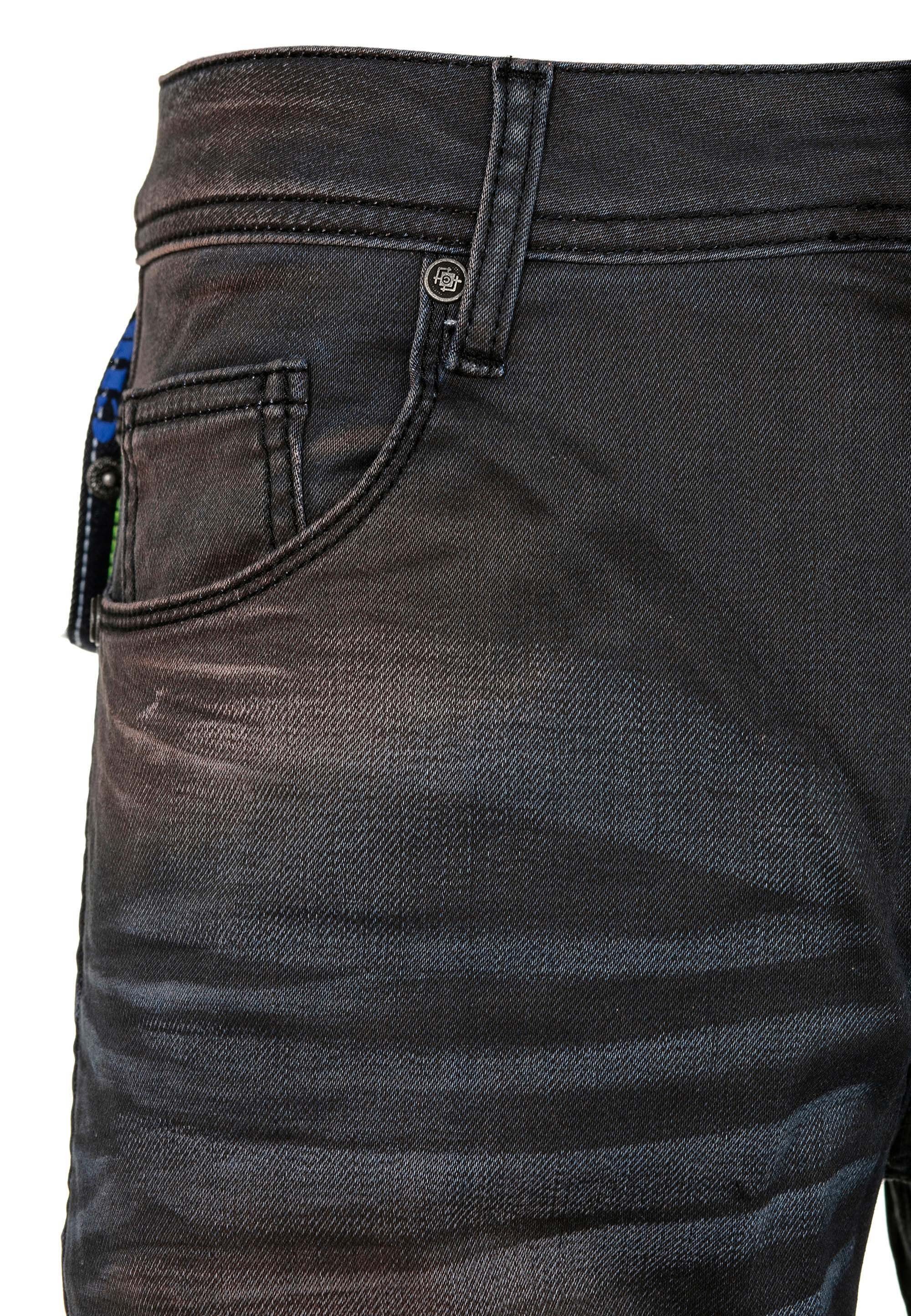 Cipo 5-Pocket & Straight Slim-fit-Jeans in braun Baxx Style im Fit