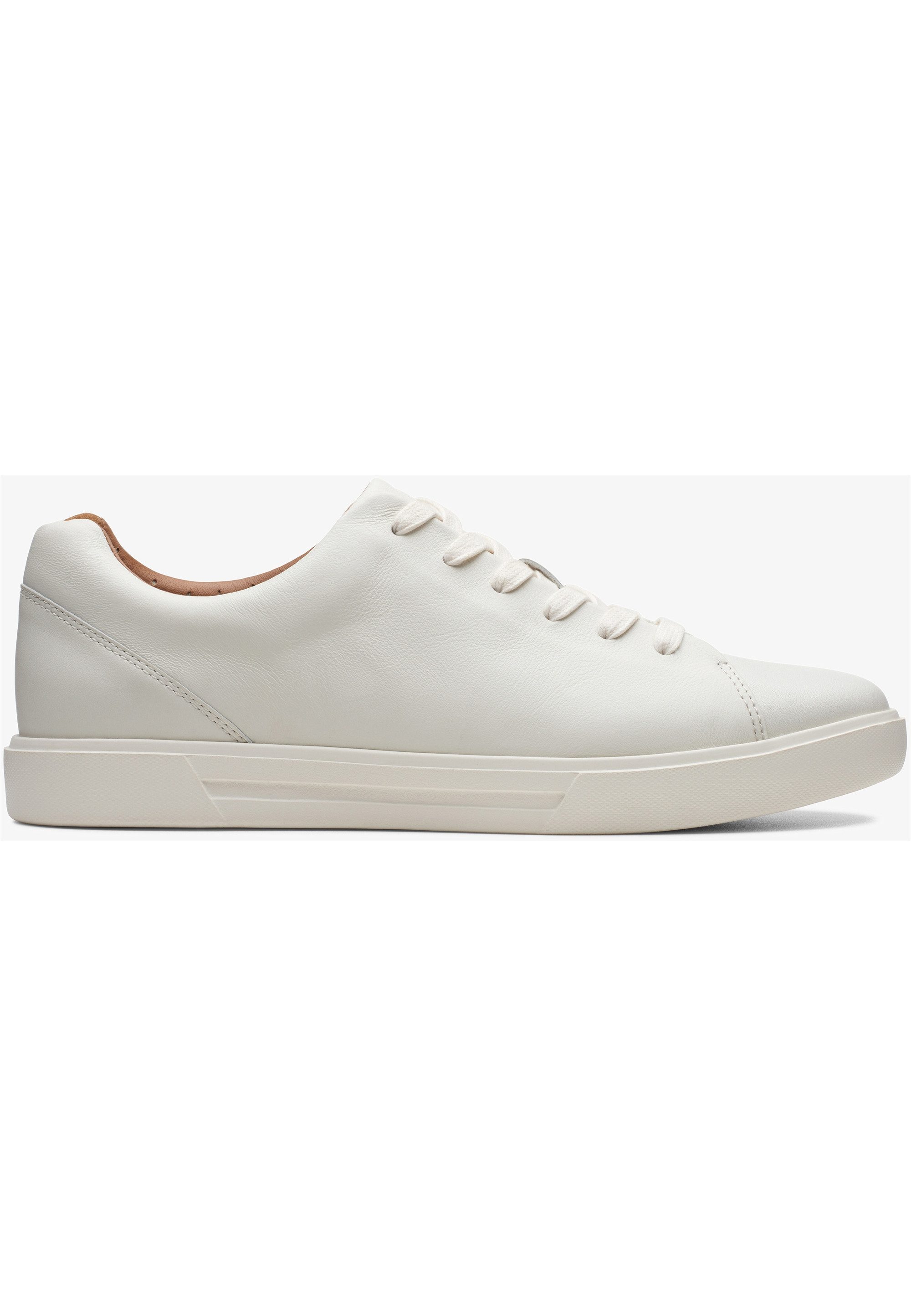 Clarks Un Costa Lace Sneaker im schlichten Look mit Barfußkomfort