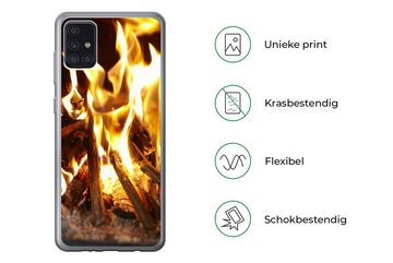 MuchoWow Handyhülle Ein Kamin mit Feuer, Handyhülle Samsung Galaxy A52 5G, Smartphone-Bumper, Print, Handy