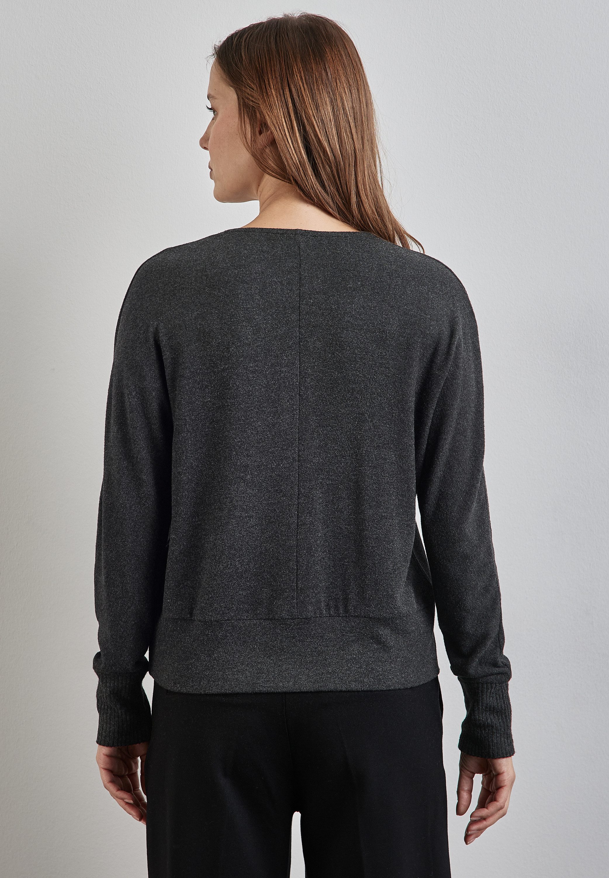 STREET ONE Langarmshirt, mit V-Ausschnitt günstig online kaufen