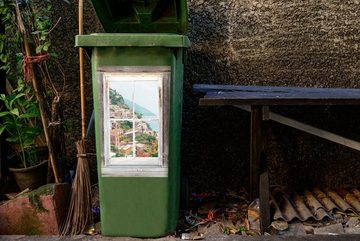 MuchoWow Wandsticker Durchschauen - Italien - Blumen (1 St), Mülleimer-aufkleber, Mülltonne, Sticker, Container, Abfalbehälter