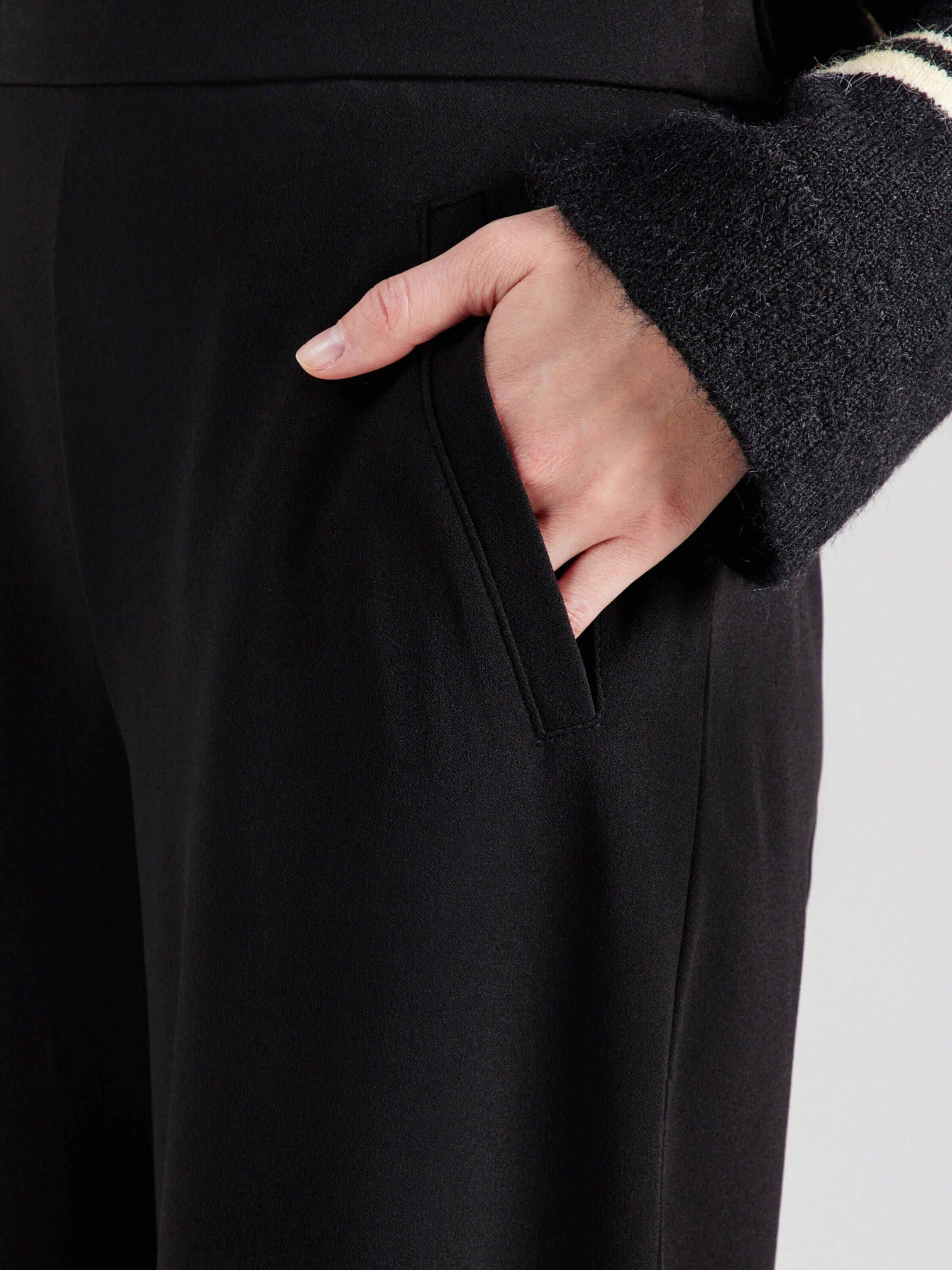 JDY Stoffhose JDYLOUISVILLE (1-tlg) Drapiert/gerafft – Bild 4 von 5