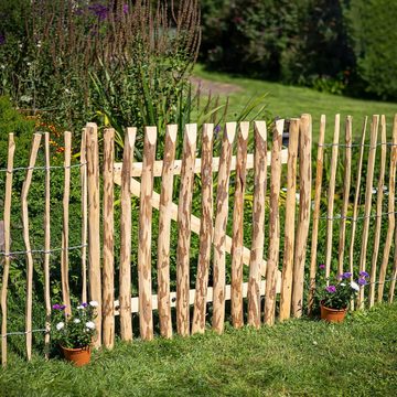 BooGardi Zaunpfosten Zaunpfahl Haselnuss, (Baumpfahl spitz 90cm · viele Größen), Rundpfosten Staketenzaun Holzpfahl Palisade Garten