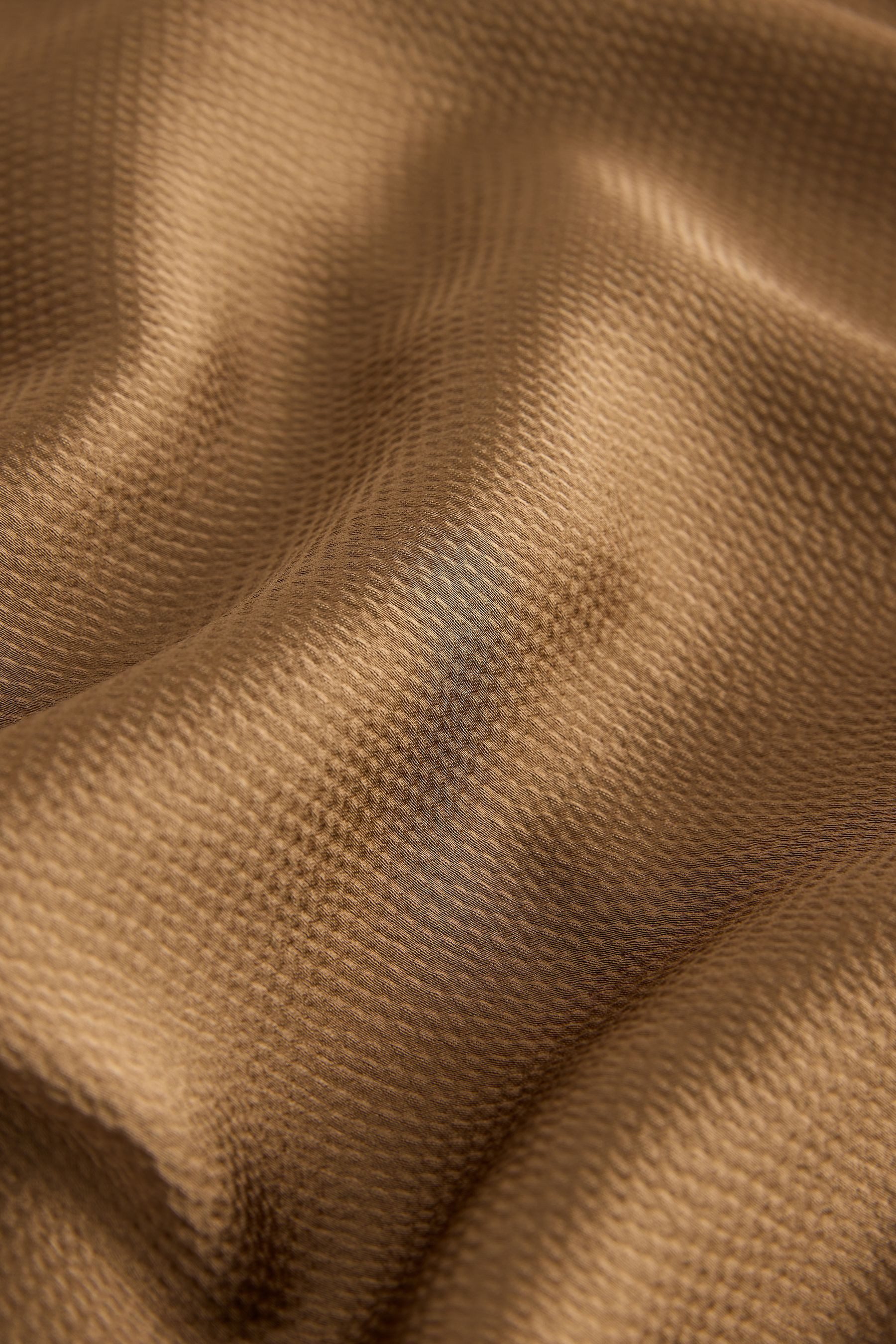 Next Midikleid Strukturiertes Satin-Midikleid mit Schal (1-tlg) – Bild 3 von 5