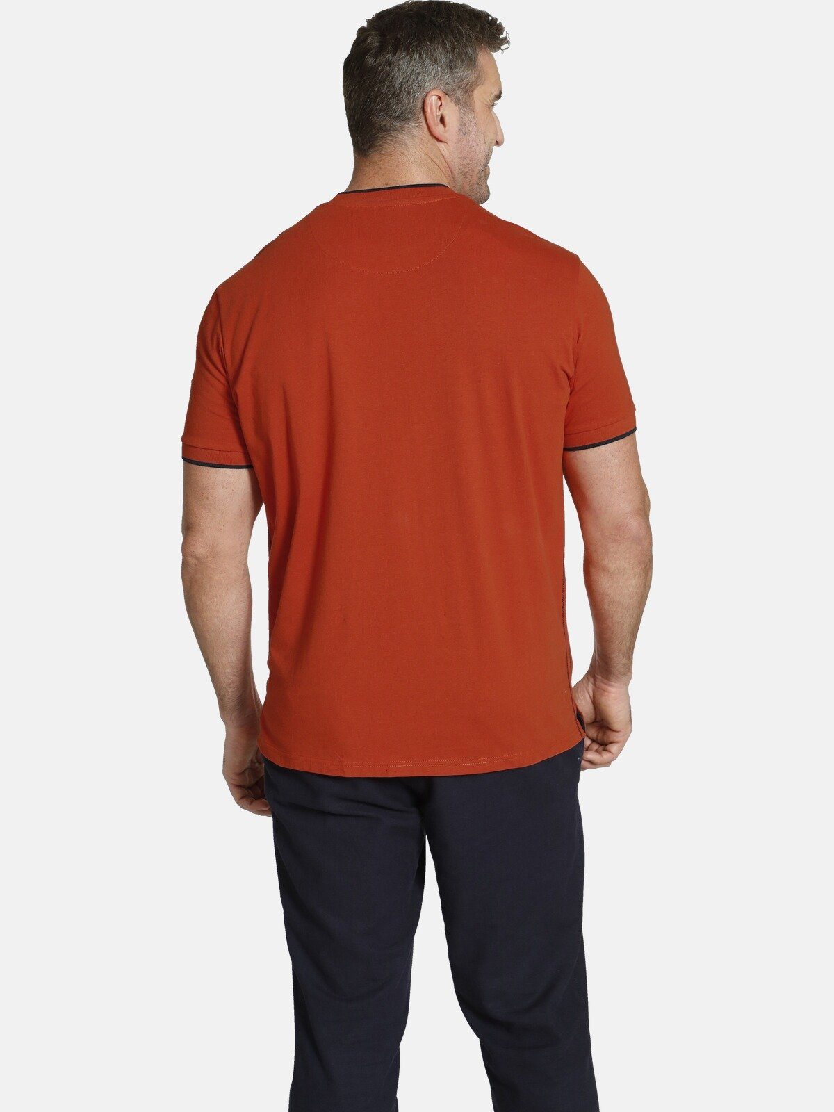 +Fit EARL Charles Colby mit T-Shirt PATON Brusttasche orange Artikel,