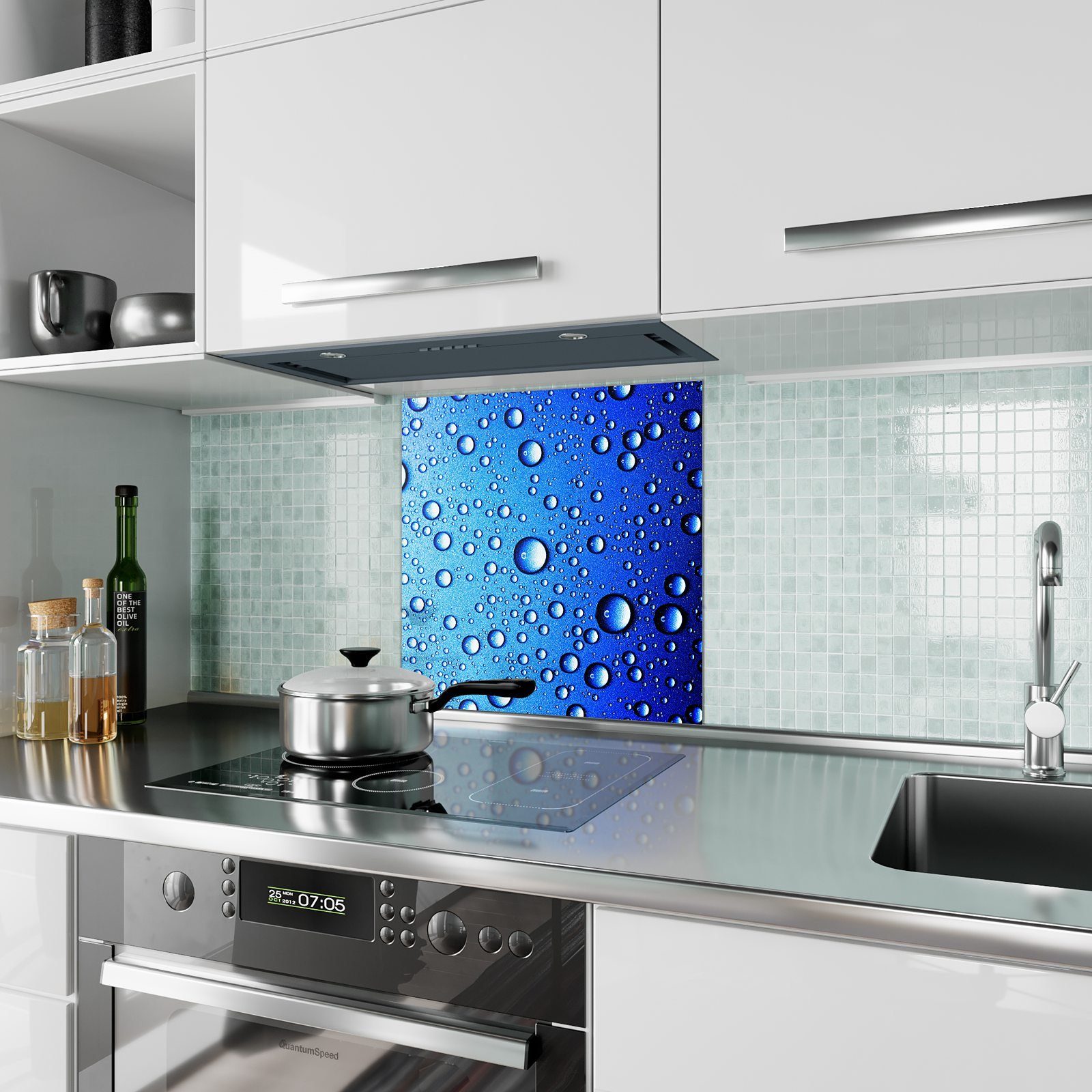 Wassertropfen Spritzschutz auf Primedeco Glas Küchenrückwand blau
