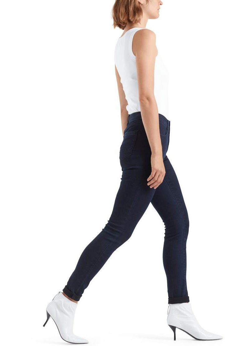 Marc Cain Tanktop "Collection Essential" Premium Damenmode Tanktop aus Feinripp