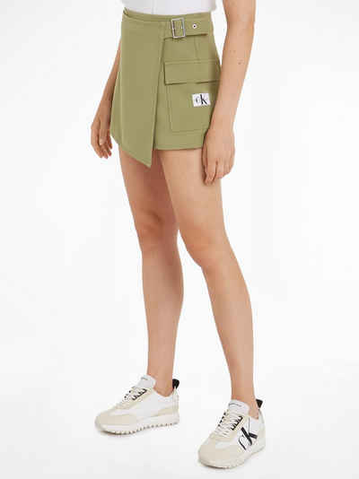 Calvin Klein Jeans Shorts BUCKLE WRAP MINI SKORT mit Logopatch