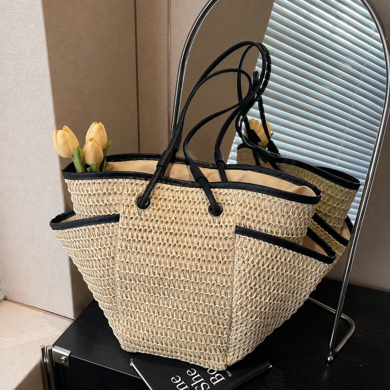 MOPUEA Strandtasche Damen Strandtasche Boho Shopper Schultertasche Geflochten Groß Tasche (Umhängetasche Handtasche mit Innenfutter Straw Beach Bag, 1-tlg., Großzügiger Stauraum Für Den Alltag), Großzügiger Stauraum Für Den Alltag
