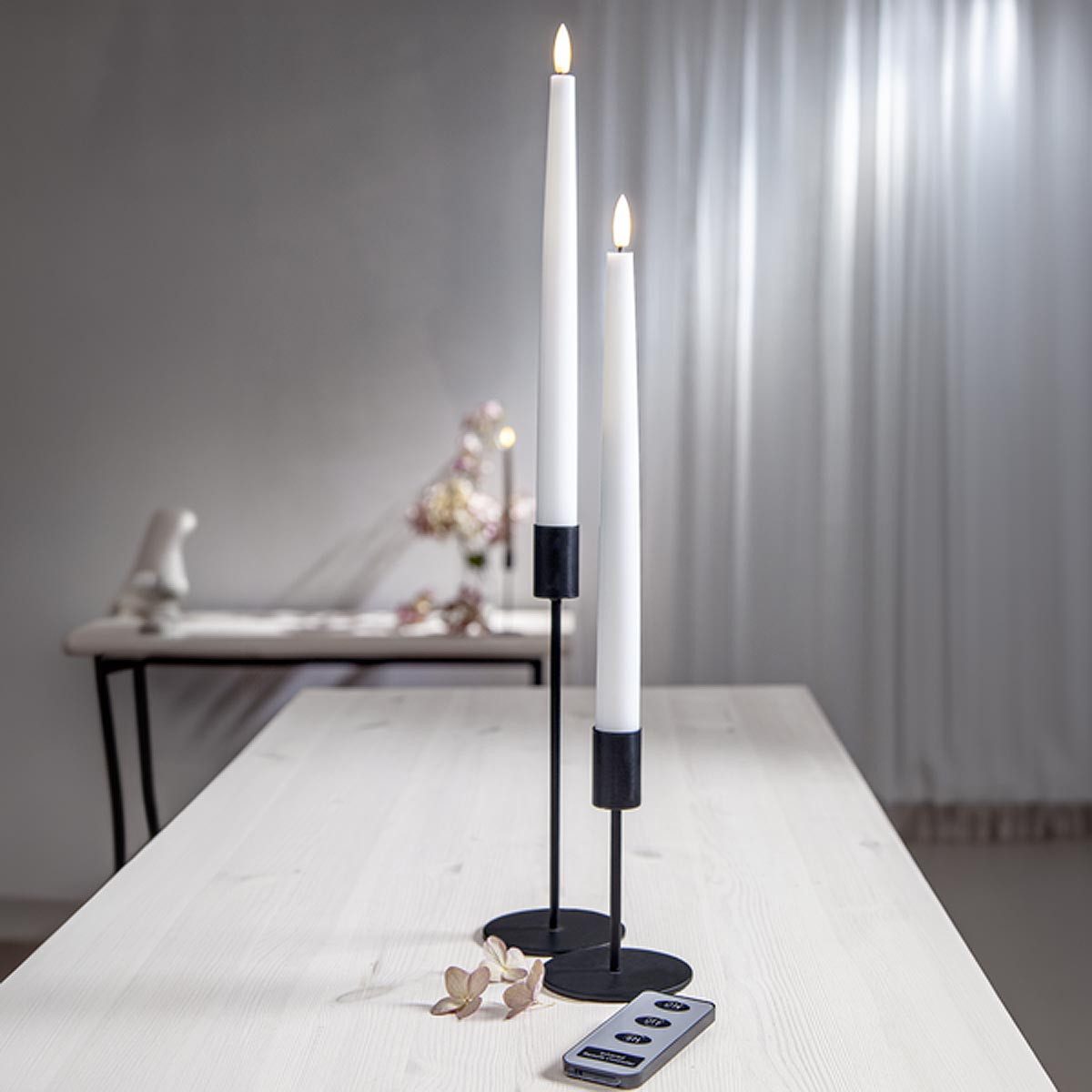 STAR TRADING LED-Kerze LED Stabkerzen FLAMME SLIM weiß 2er Set mit FB