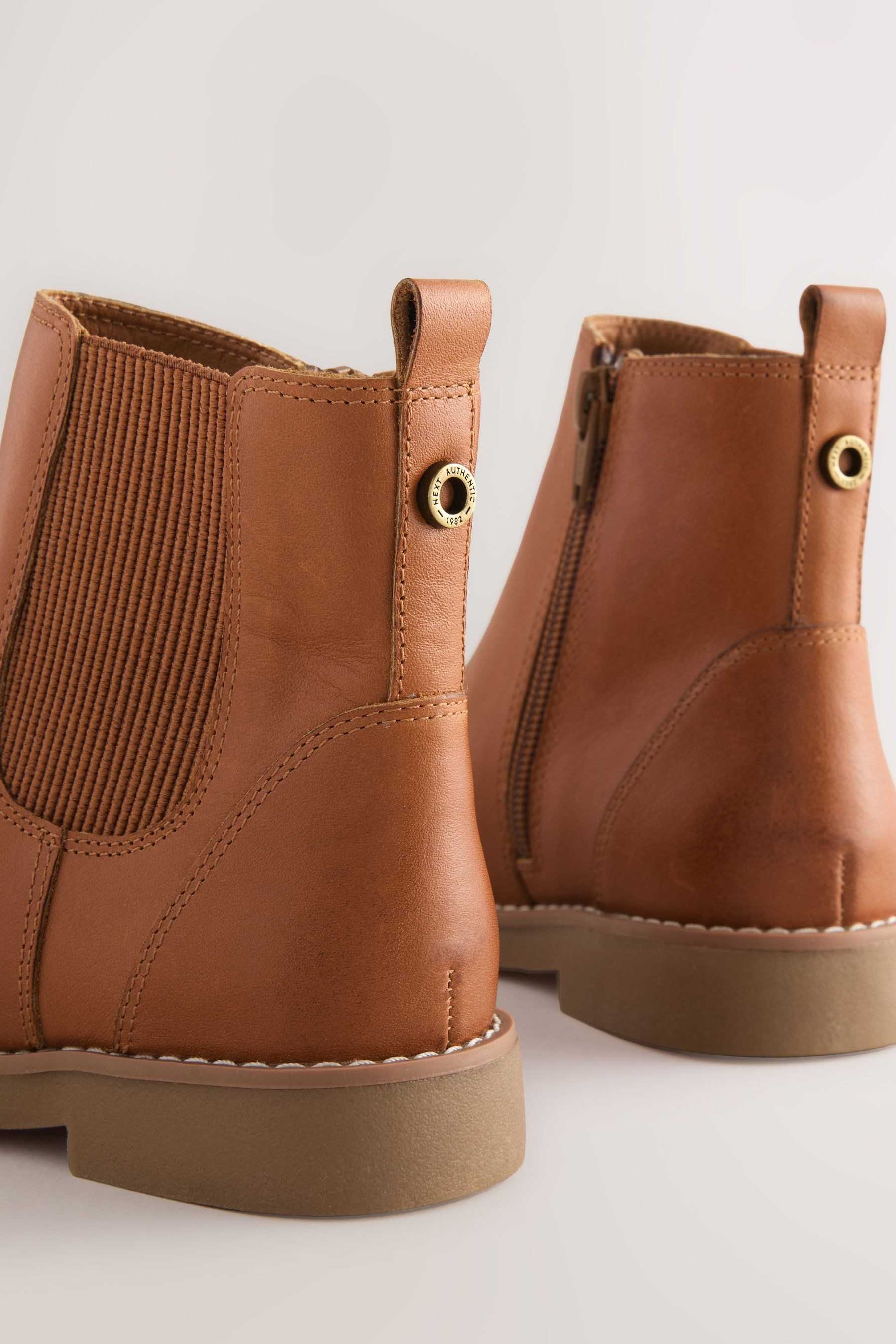 Next Chelsea-Stiefel aus Leder Stiefel (1-tlg)