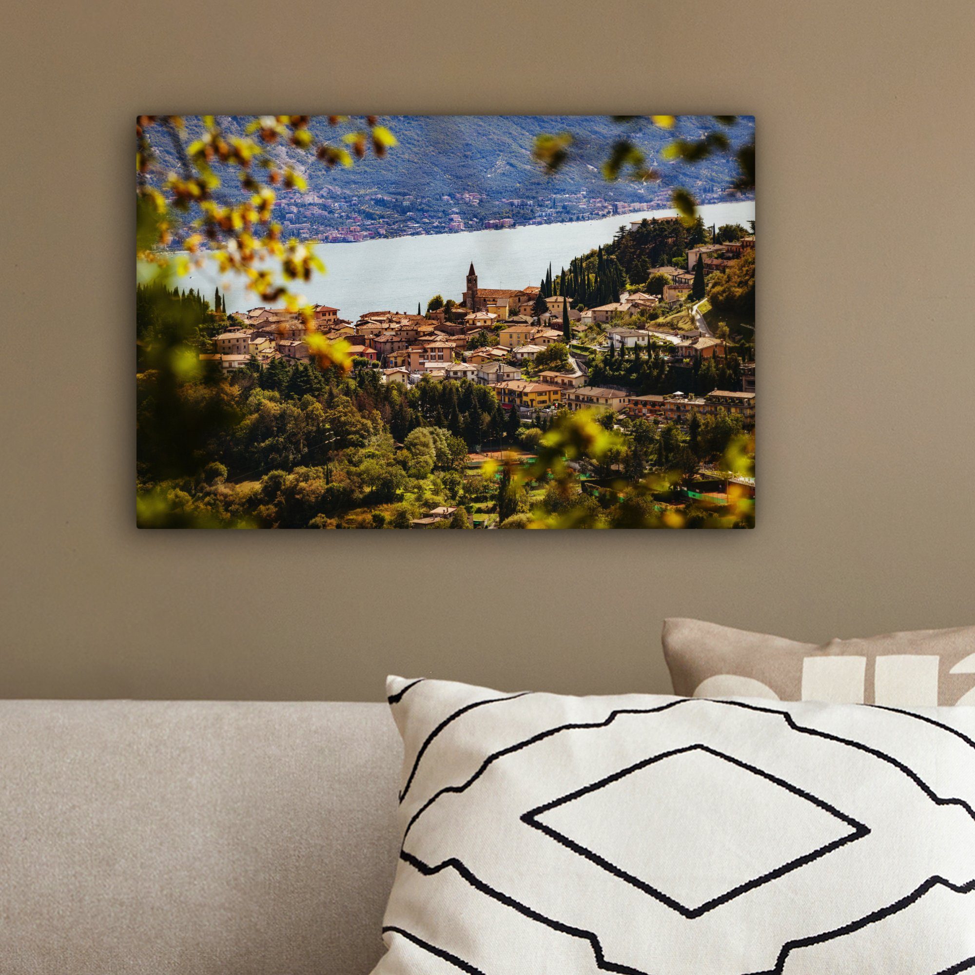cm Wanddeko, - Laub, (1 Leinwandbild Aufhängefertig, Gardasee Wandbild OneMillionCanvasses® Leinwandbilder, 30x20 Stadt St), -