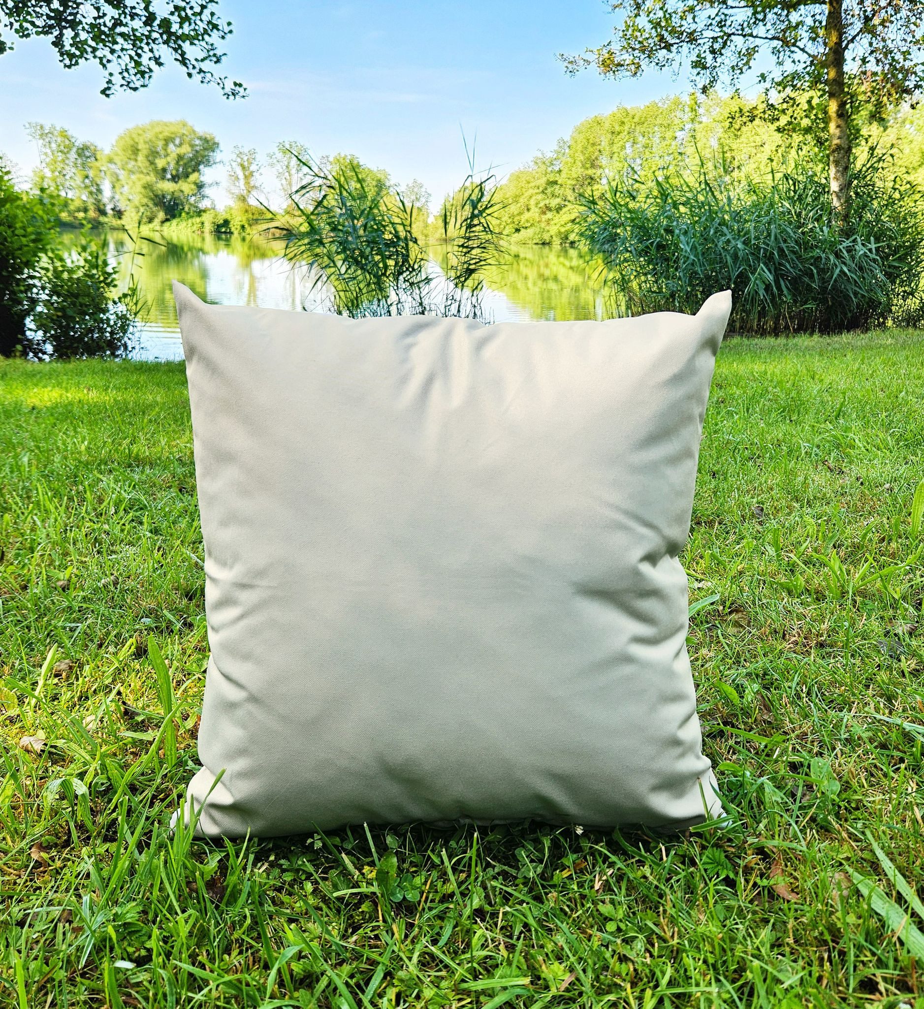 JACK Kissenbezüge 1x 50x50cm Hülle Outdoor Wasserabweisend, (1 Stück), 1x Kissenhülle, strapazierfähig, wasserabweisend, Innen & Außen