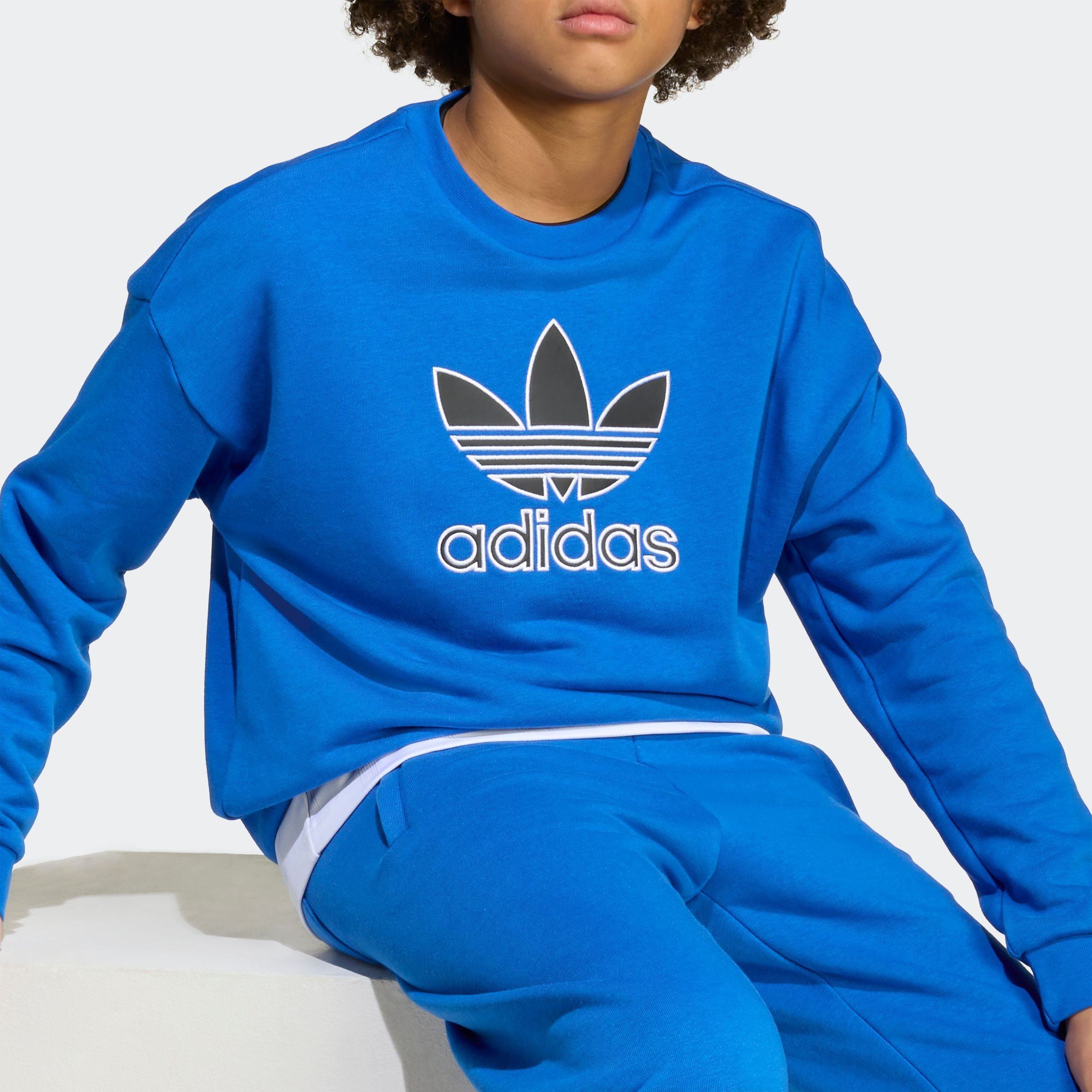 adidas Originals Sweatshirt TREFOIL KIDS sportlicher Stil, lockerer Schnitt, aus Baumwollmischung