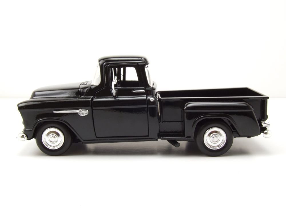 Motormax Modellauto Chevrolet Stepside Pick Up 1955 schwarz Modellauto 1:24 Motormax, Maßstab 1:24