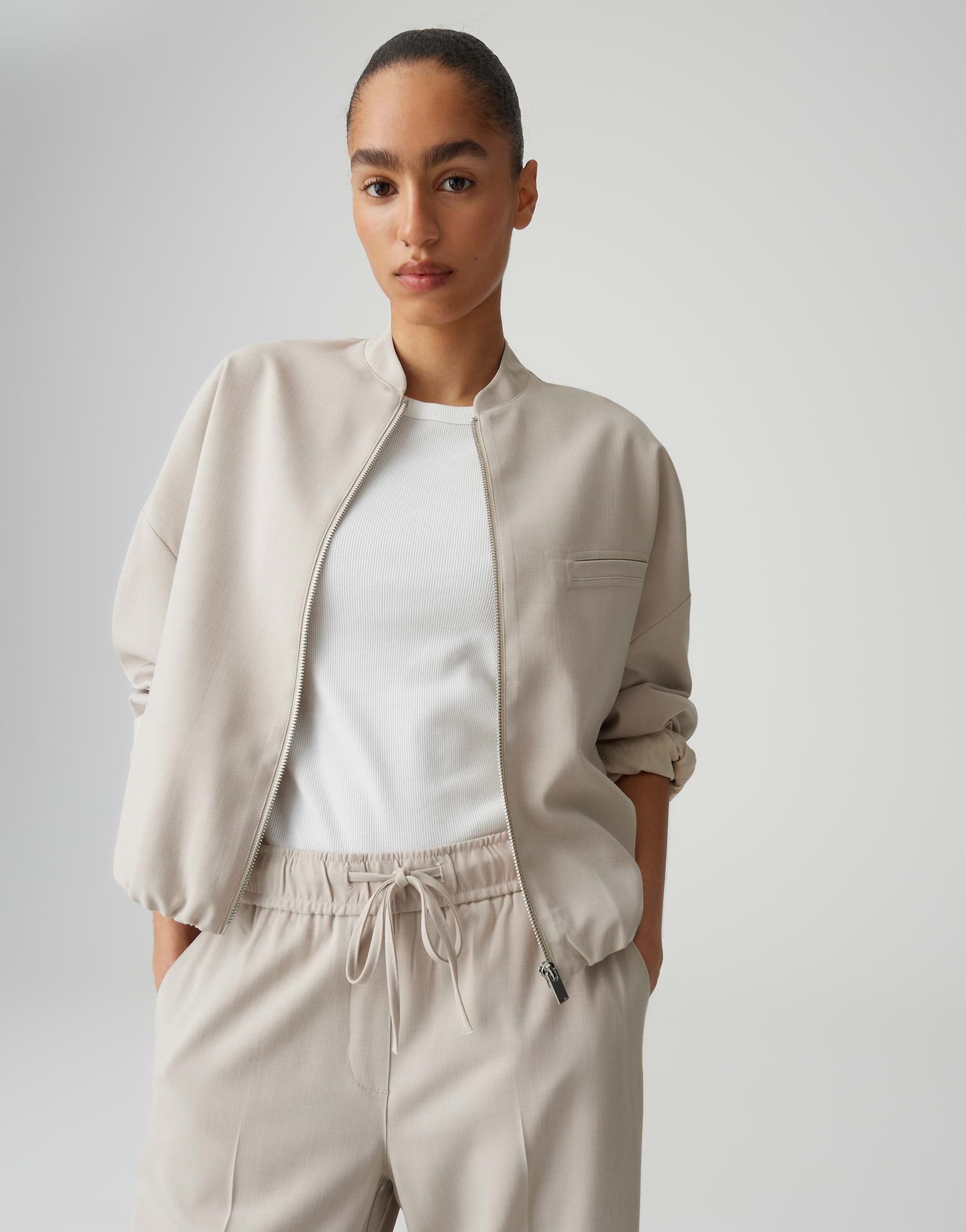 OPUS Jackenblazer Jamassi mit gerafftem Ballon-Saum schräge Paspeltaschen, pflegeleicht, glatter Griff, Casual