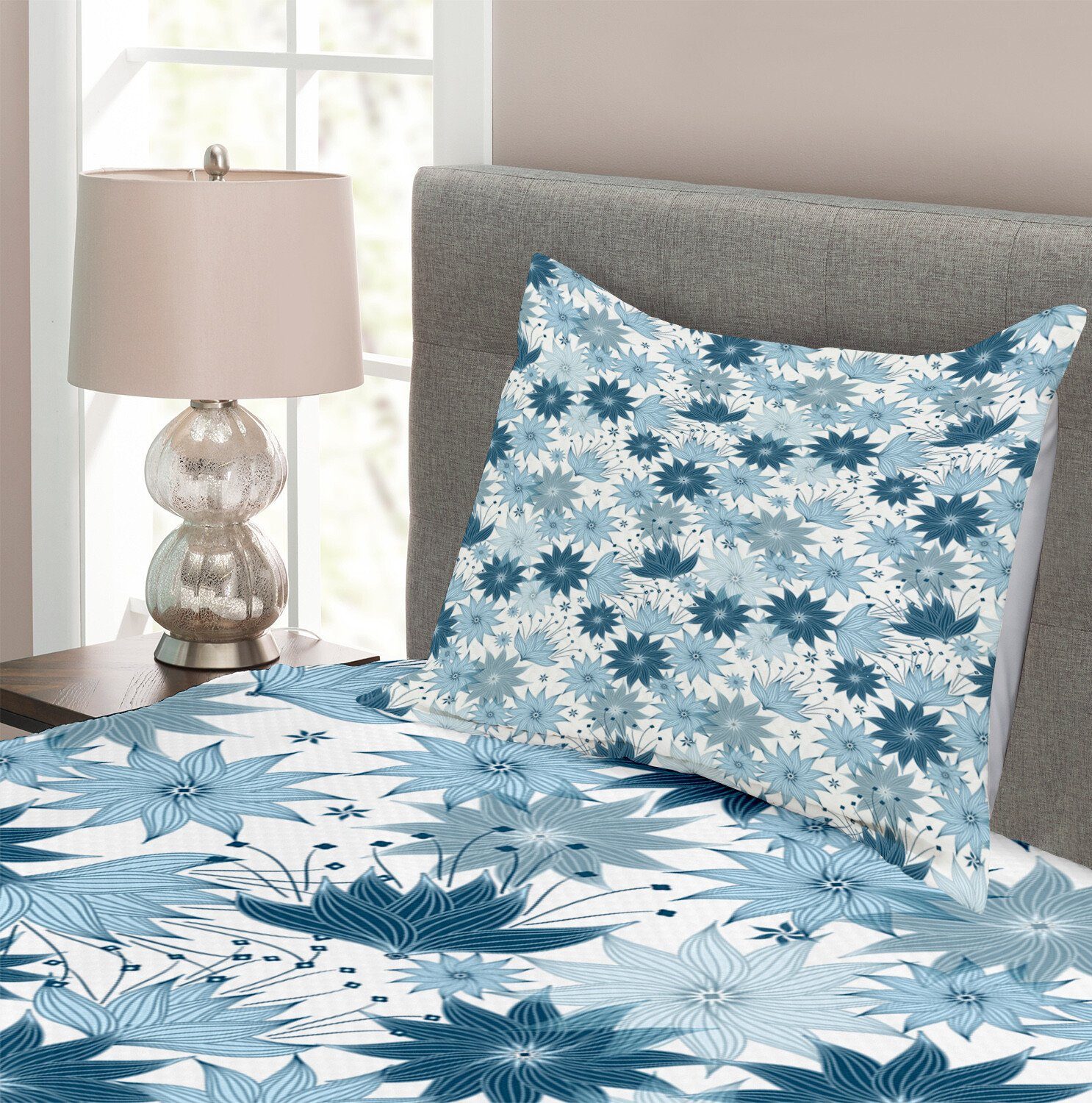 Tagesdecke Set mit Kissenbezügen Blau-blühende Waschbar, Blumen Abakuhaus, Botanisch