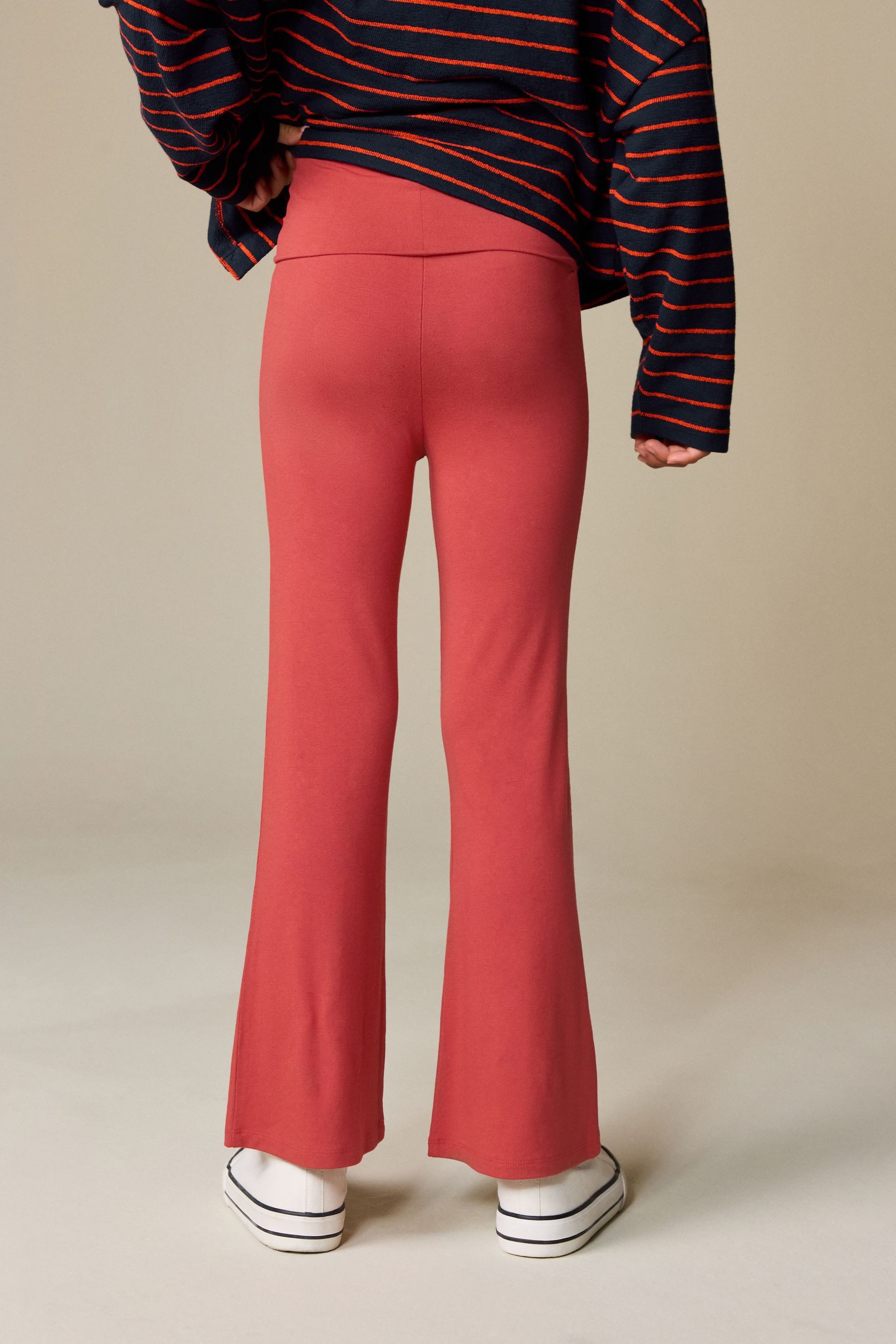 Next Leggings Viskose-Leggings mit ausgestelltem Bein (1-tlg)