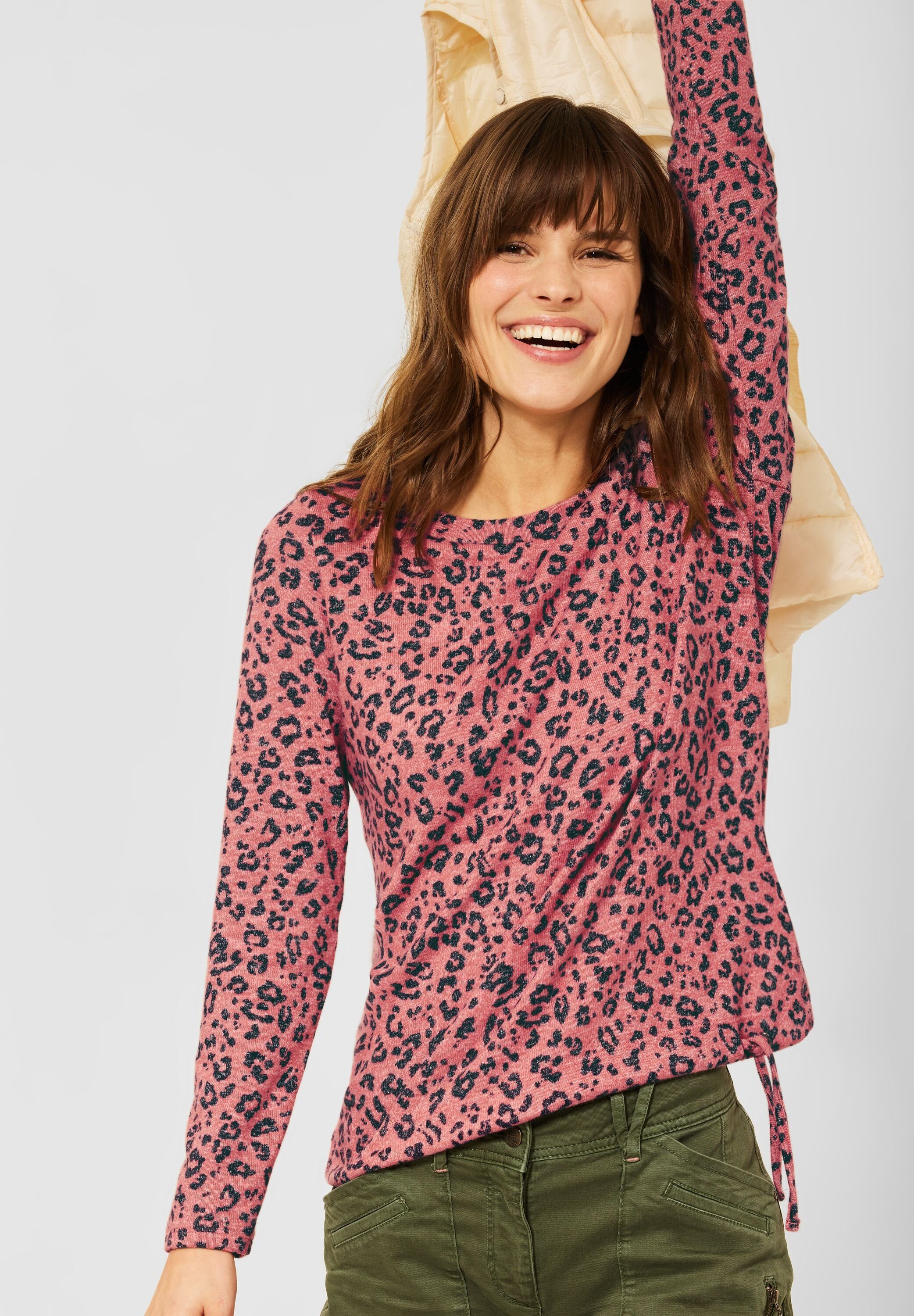 Cecil Langarmshirt Cecil Cosy Shirt mit Leo Print in Rose Pepper Mela  (1-tlg) Tunnelzugbändchen, Basicstyle Langarmshirt von CECIL, Damenshirt in  einem Animalprint mit Melange