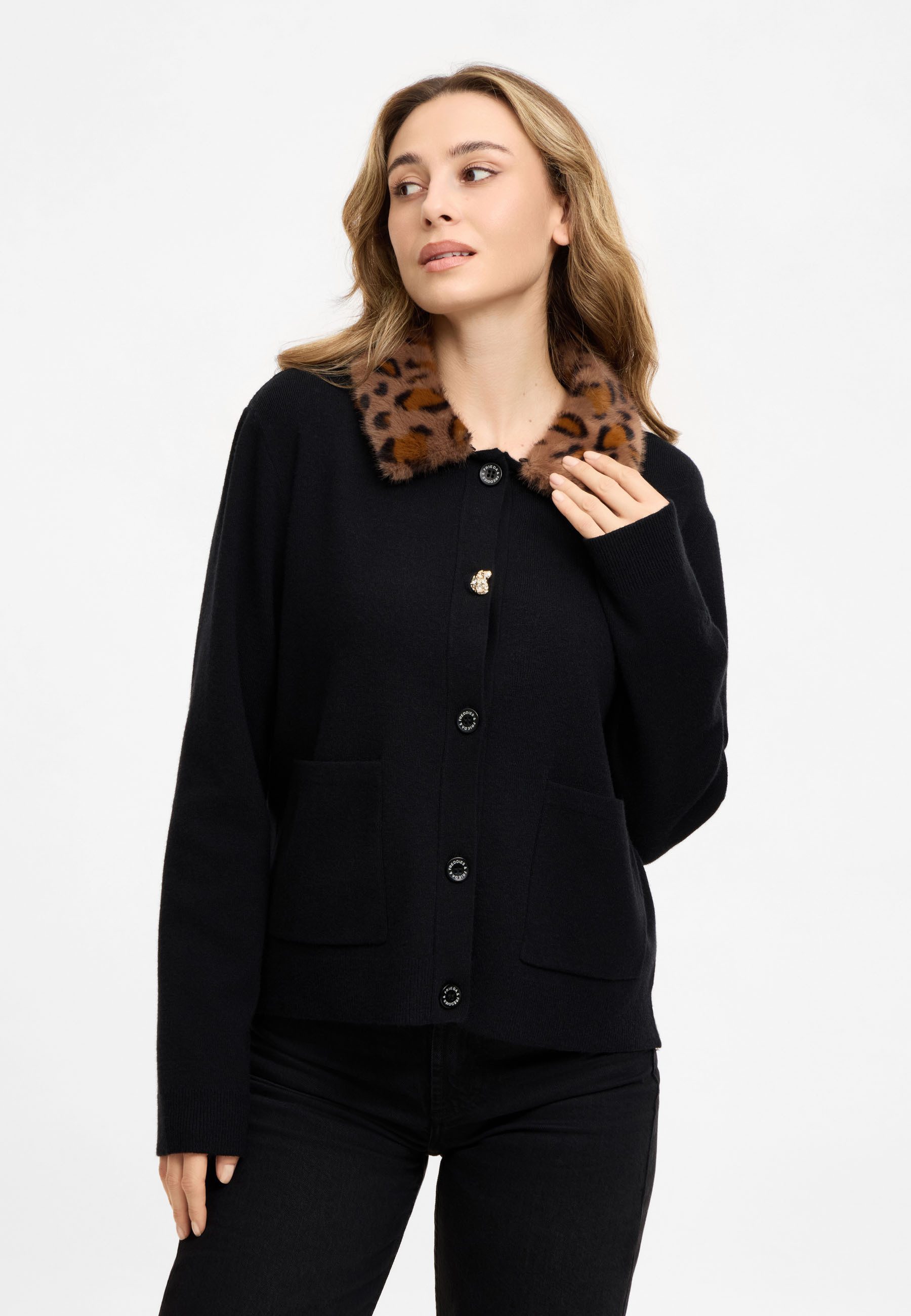 Frieda & Freddies Cardigan Frieda & Freddies Strickjacke mit Leo-Fake-Fur-Kragen