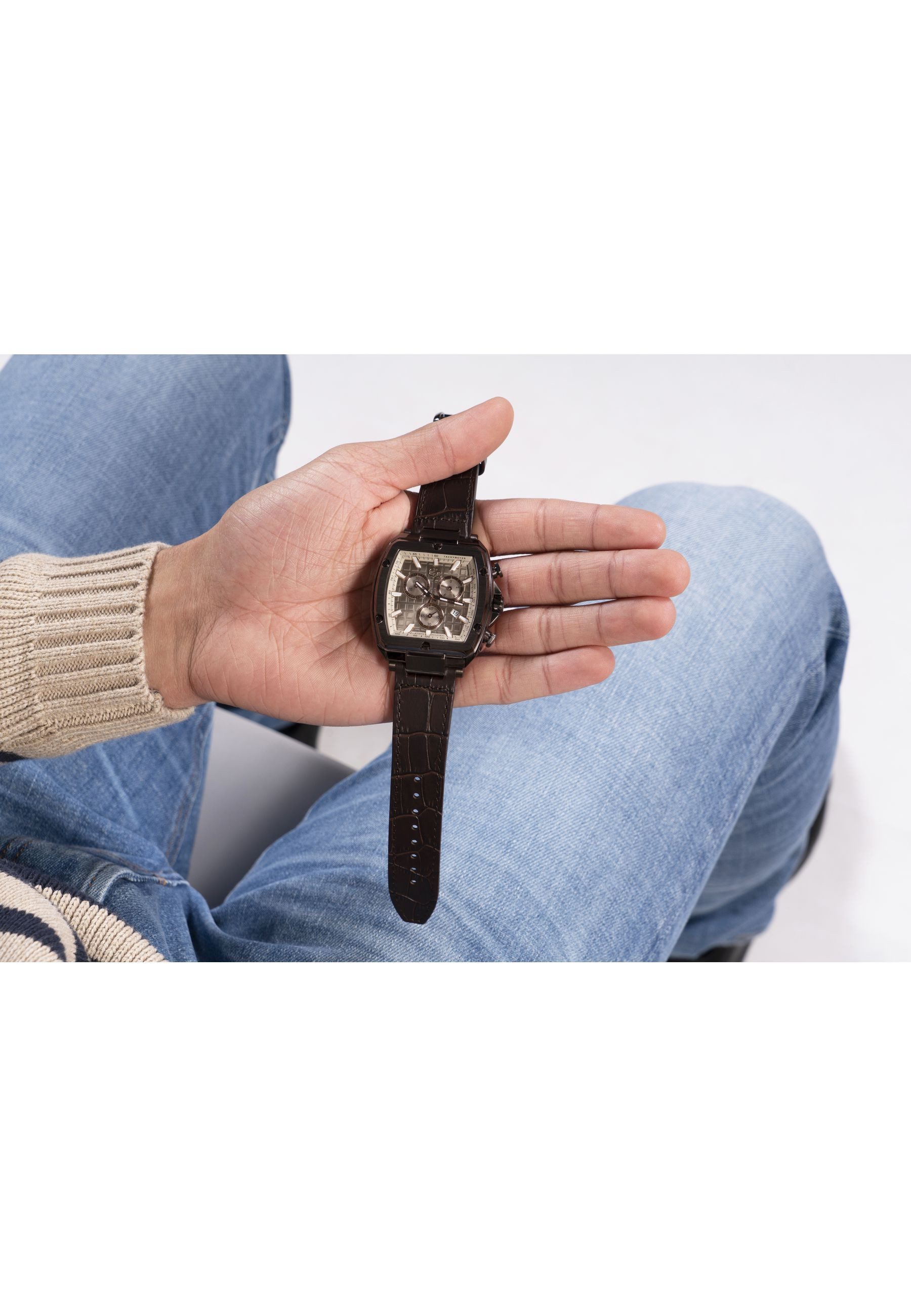 Guess Collection Quarzuhr Gc Spirit Tonneau, (1-tlg., Not a set – not applicable to this product), Quarz-Chronographenuhr