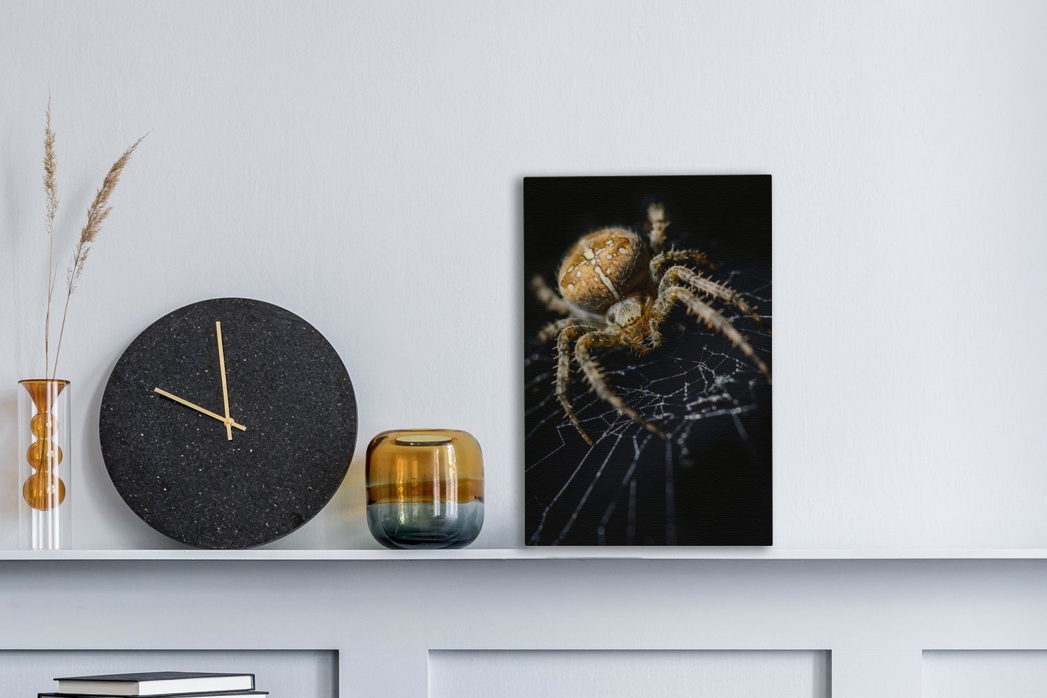 Leinwandbild Gemälde, 20x30 cm inkl. Leinwandbild Einschüchternde St), bespannt Spinne, OneMillionCanvasses® (1 fertig Zackenaufhänger,