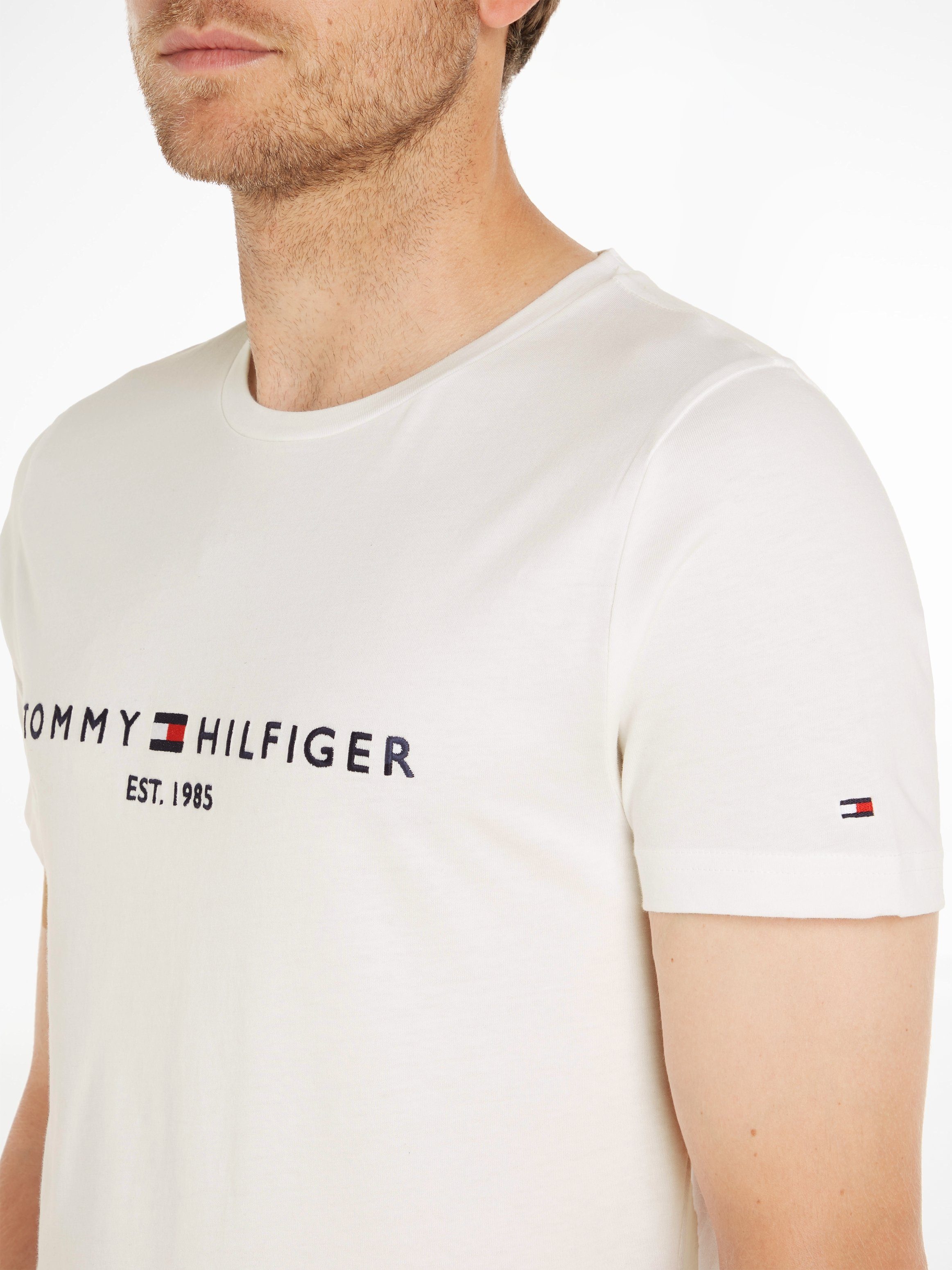 Tommy Hilfiger T-Shirt TOMMY FLAG HILFIGER TEE aus Bio-Baumwolle, Regular Fit