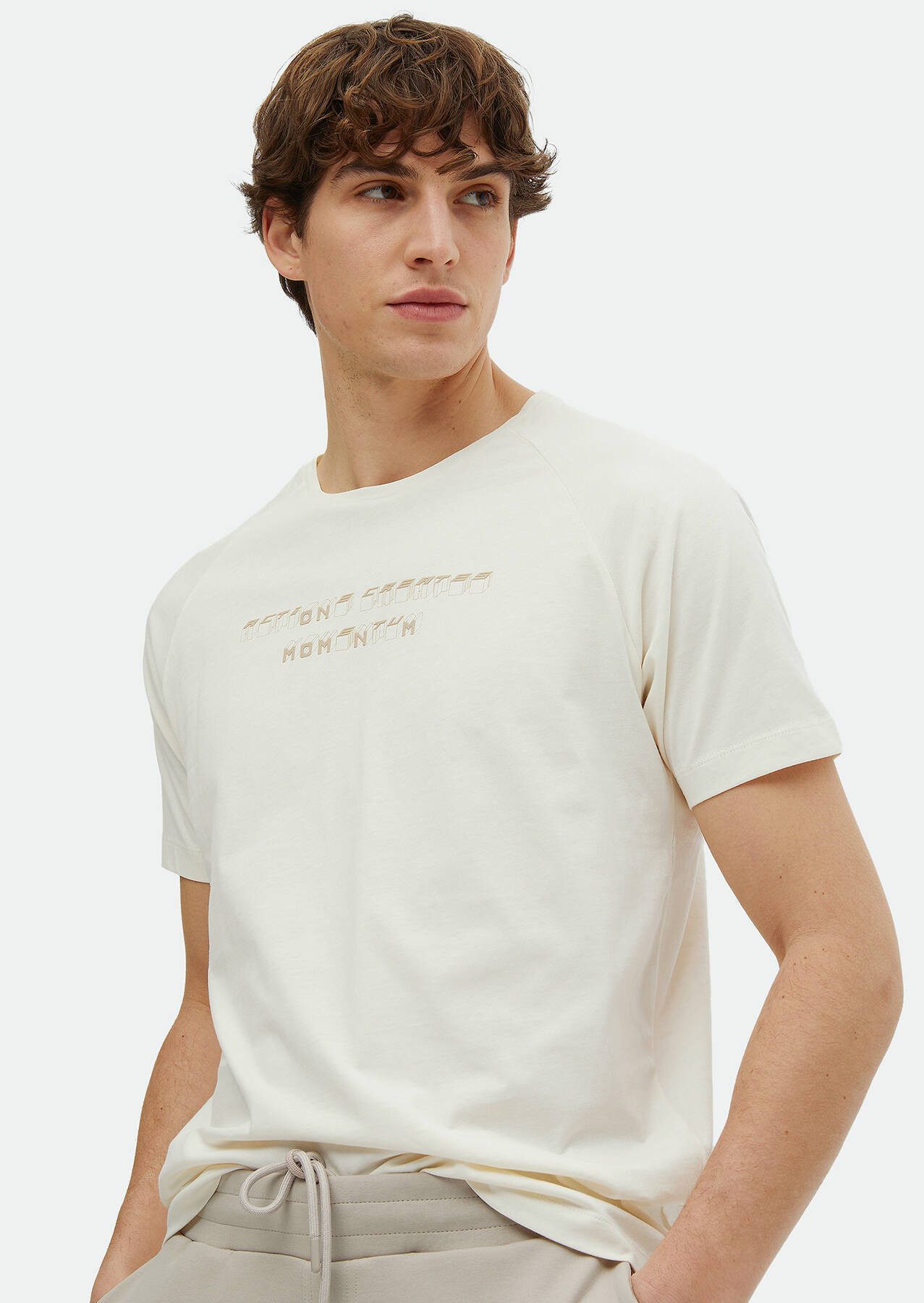 T-Shirt Bedrucktes T-Shirt aus 100 % Baumwolle mit Rundhalsausschnitt