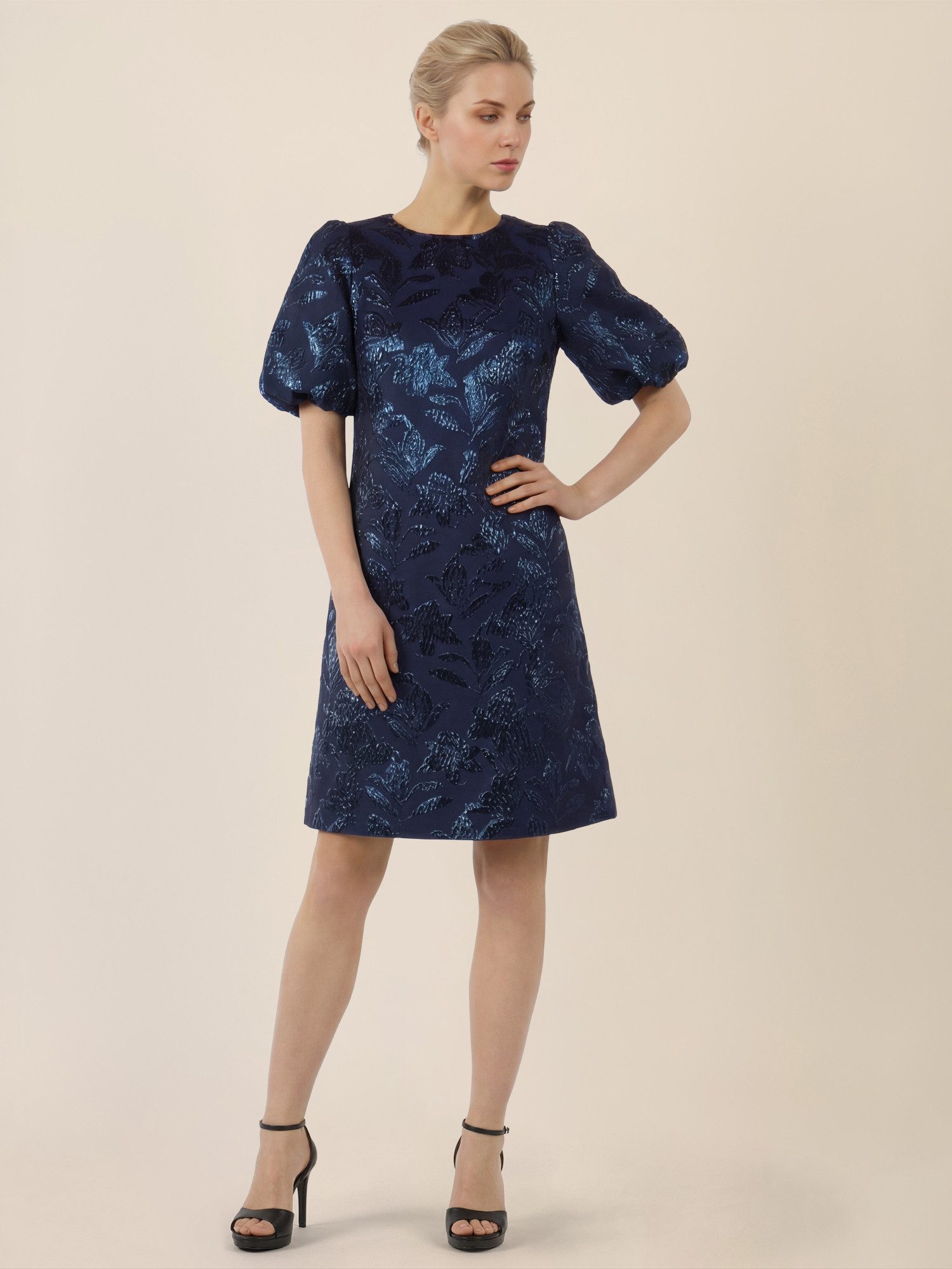 Apart Cocktailkleid mit Glanzmuster günstig online kaufen