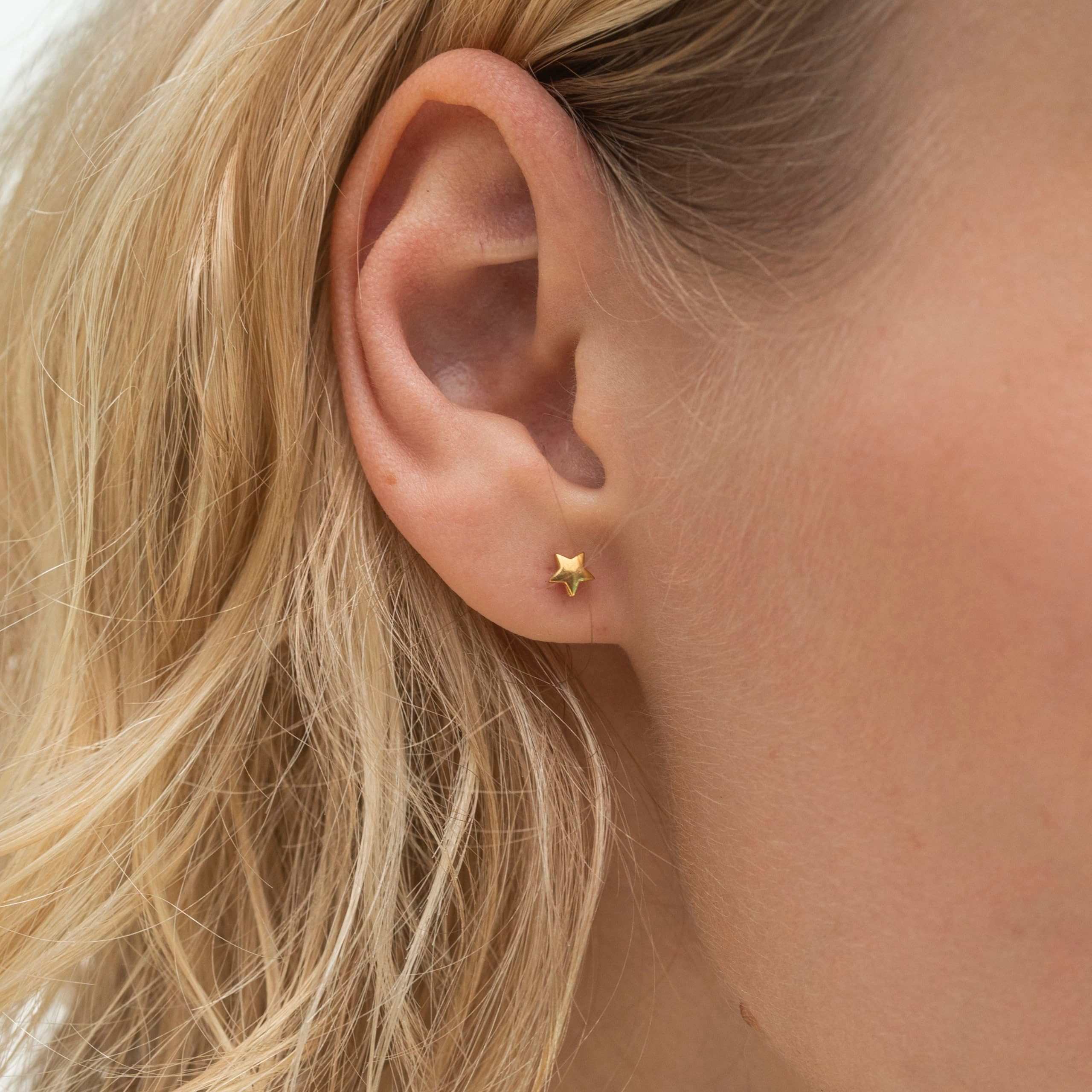 Made by Nami Ohrring-Set Stern Ohrringe Gold für Damen Wasserfester Schmuck, Minimalistisch Geschenk für Sie