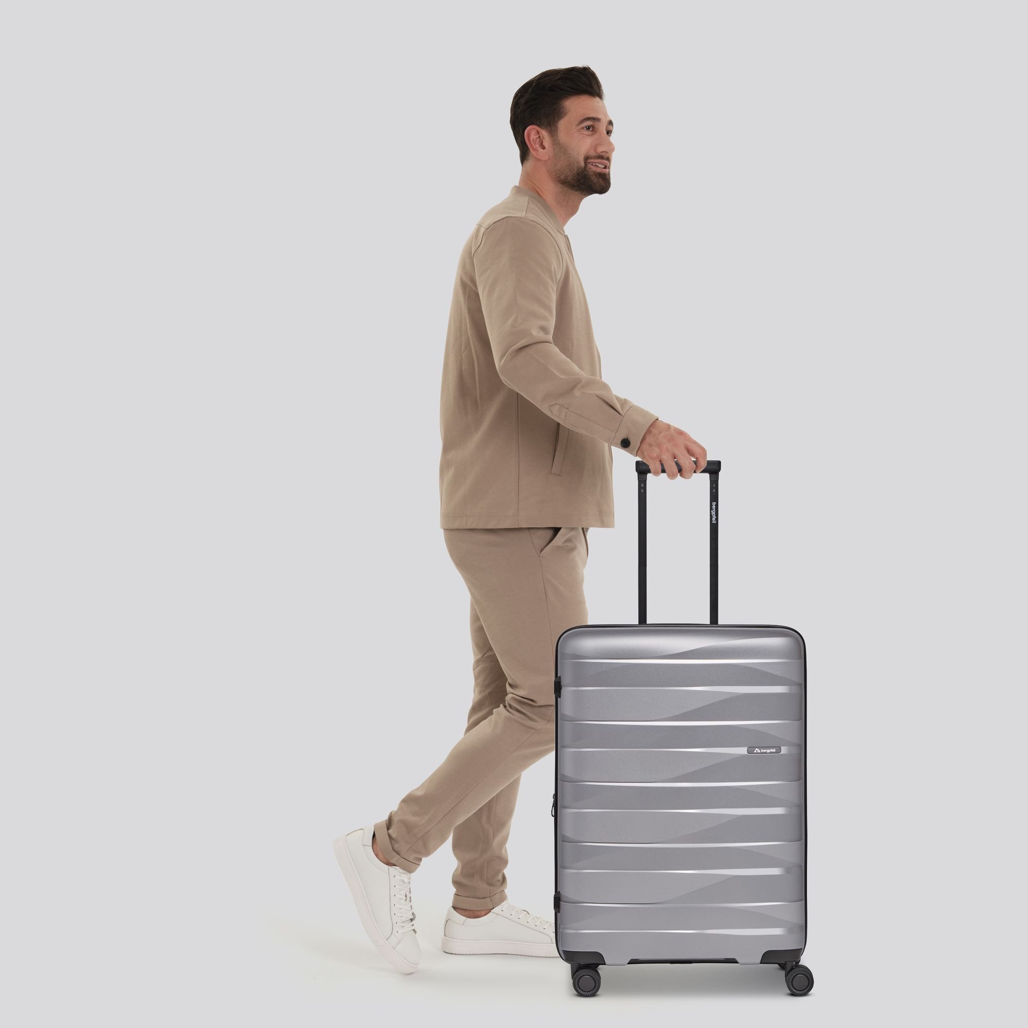 Bergpfeil Hartschalen-Trolley Travel, 4 Rollen, Polypropylen günstig online kaufen