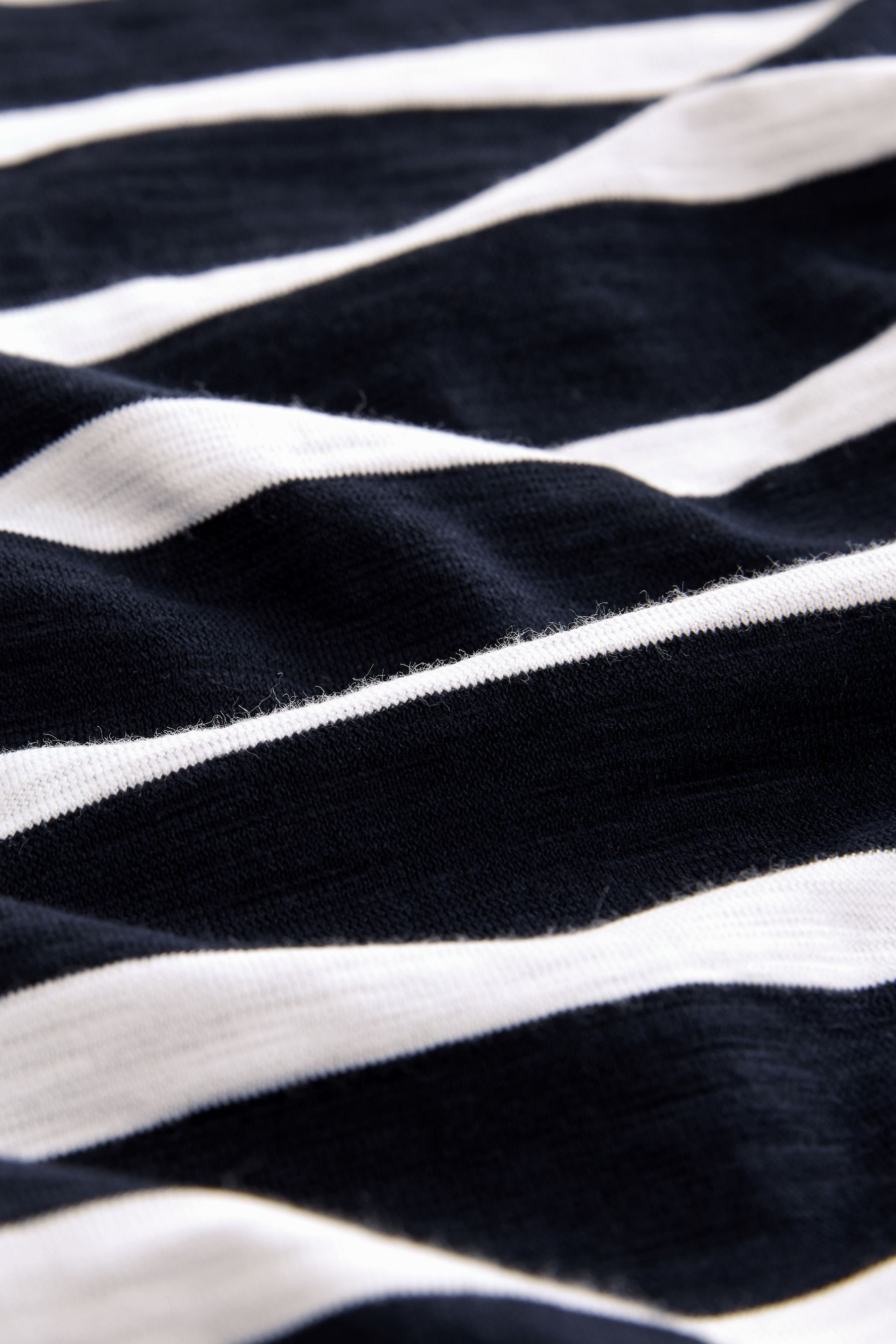 Next T-Shirt T-Shirt mit Rundhalsausschnitt aus Flammengarn (1-tlg) günstig online kaufen