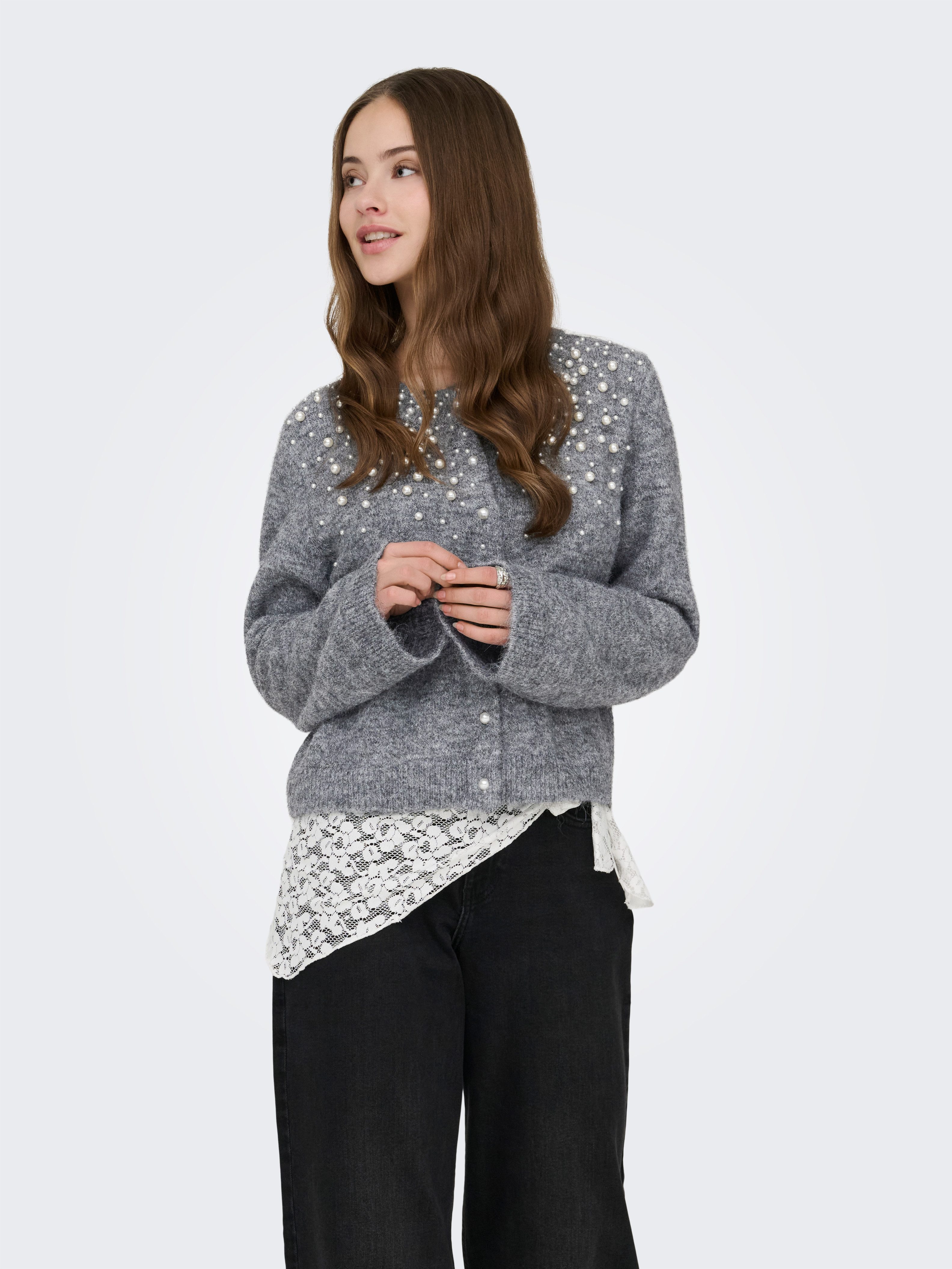 ONLY Strickjacke ONLMIGGIE LS O-NECK PEARL CARDIGA EX KNT Materialmix, regular fit
