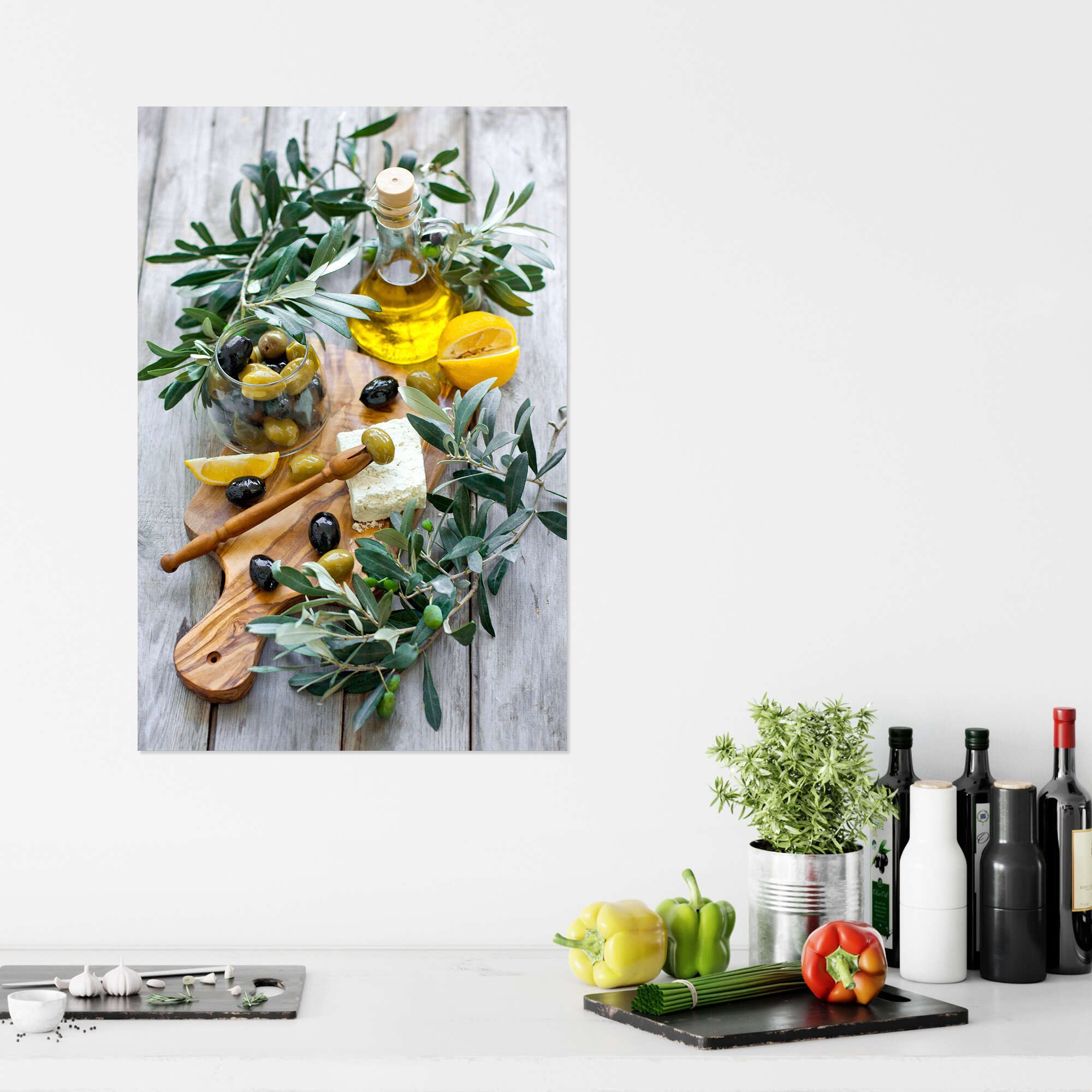 Posterlounge Wandbild Grüne und schwarze Oliven mit einer Flasche Olivenöl, Food Photography Collection, erhältlich als Poster, Leinwandbild, Wandsticker oder A – Bild 4 von 5