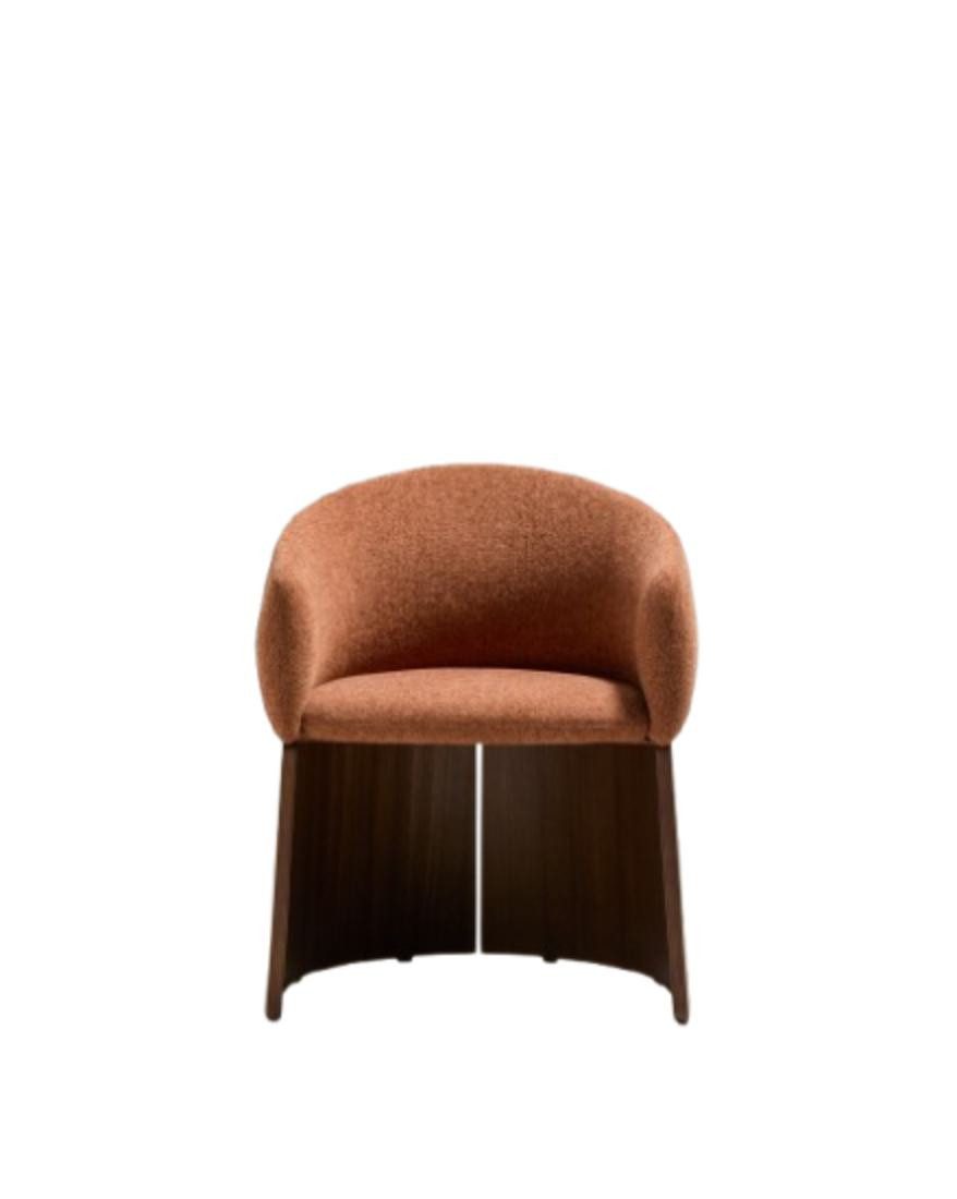 Natur24 Esszimmerstuhl Bosca Stuhl 58 x 77 x 53 cm Chenille Walnussfurnier Terrakotta Braun