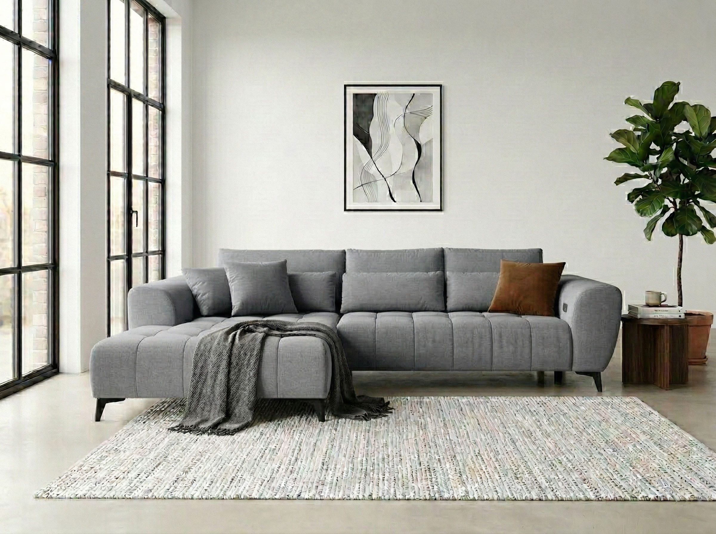 WERK2 Ecksofa Garay, XXL-Liegefläche: elektrisch ausziehbar auf ca. 228×126 cm, Luxus in Übergröße: XXL-Liegefläche, Komfort-Ottomane & stilvolle Füße